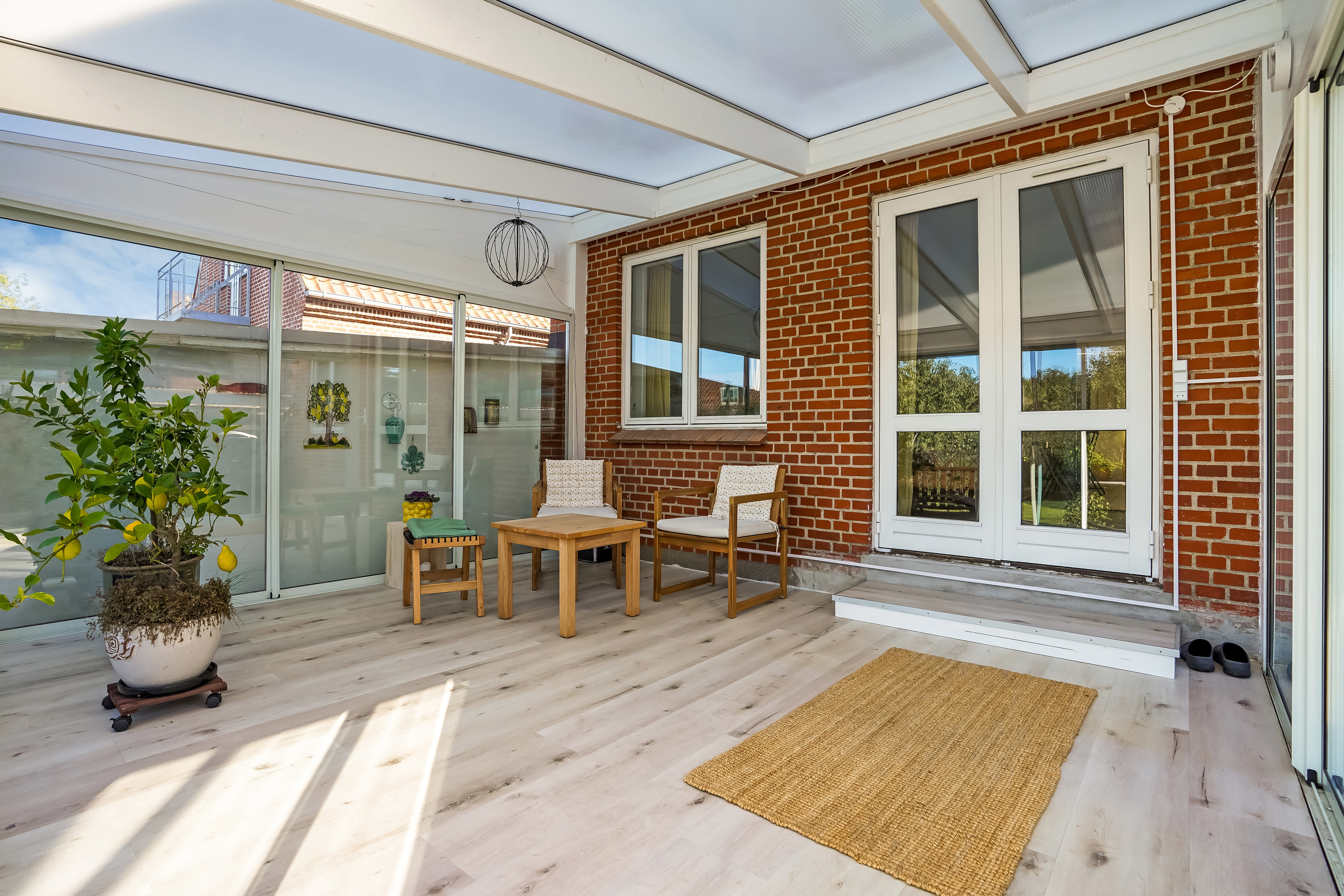 Fremhævet terrasse billede i fuldskærmstilstand. Billede af Norgesvej 12, 5500 Middelfart