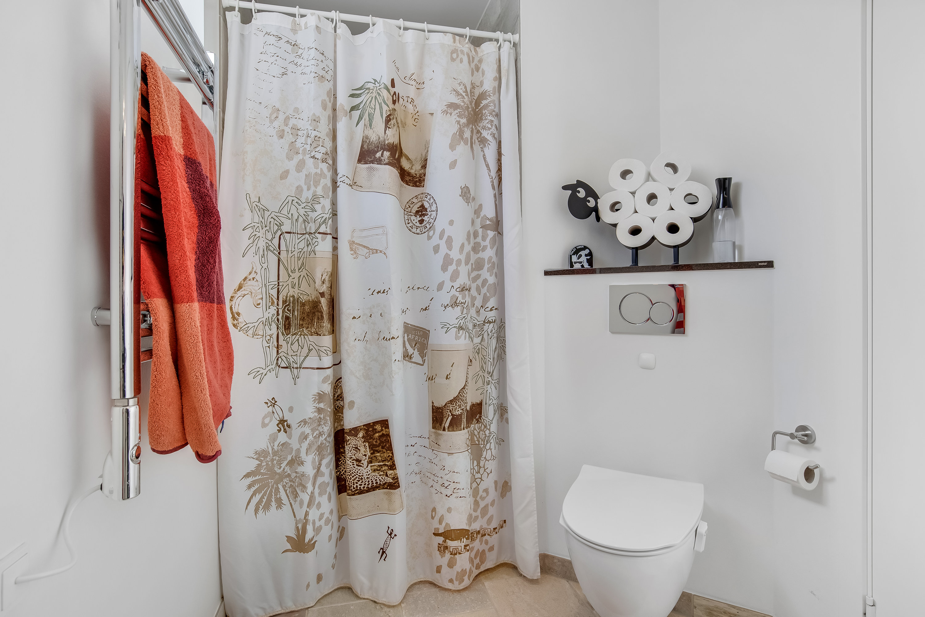 Fremhævet badeværelse billede i fuldskærmstilstand. Billede af Teglparken 10, 7500 Holstebro