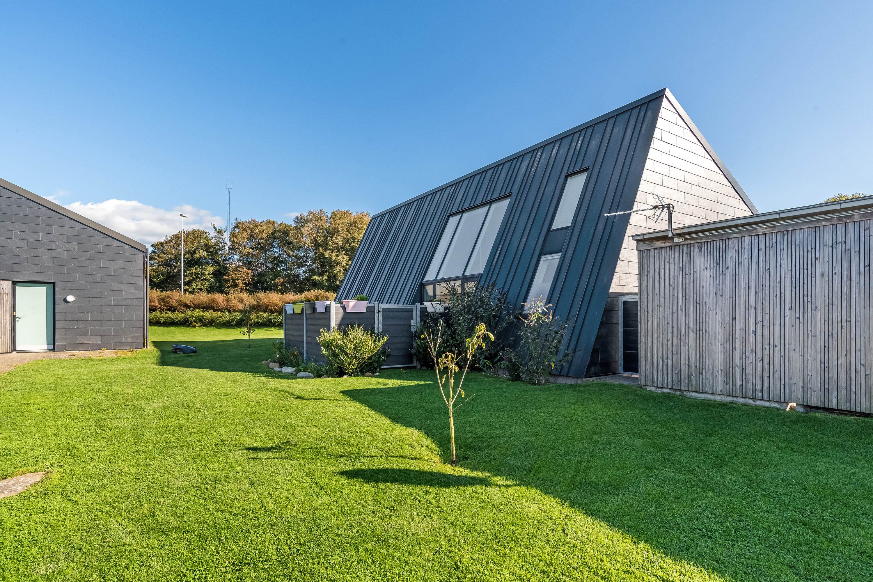 Fremhævet ejendommen billede i fuldskærmstilstand. Billede af Teglparken 10, 7500 Holstebro