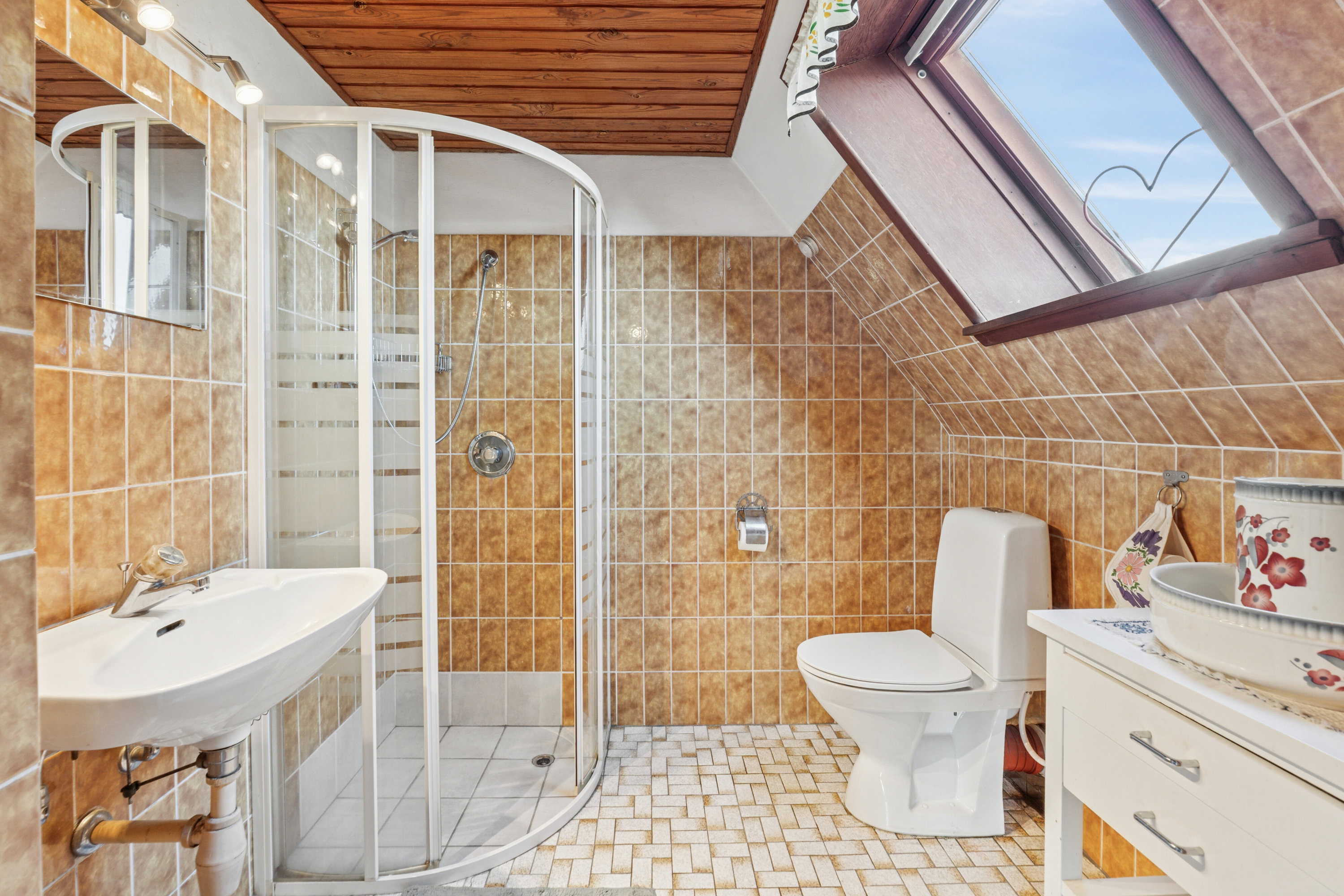 Fremhævet badeværelse billede i fuldskærmstilstand. Billede af Assensvej 24, Kirkeby, 5771 Stenstrup