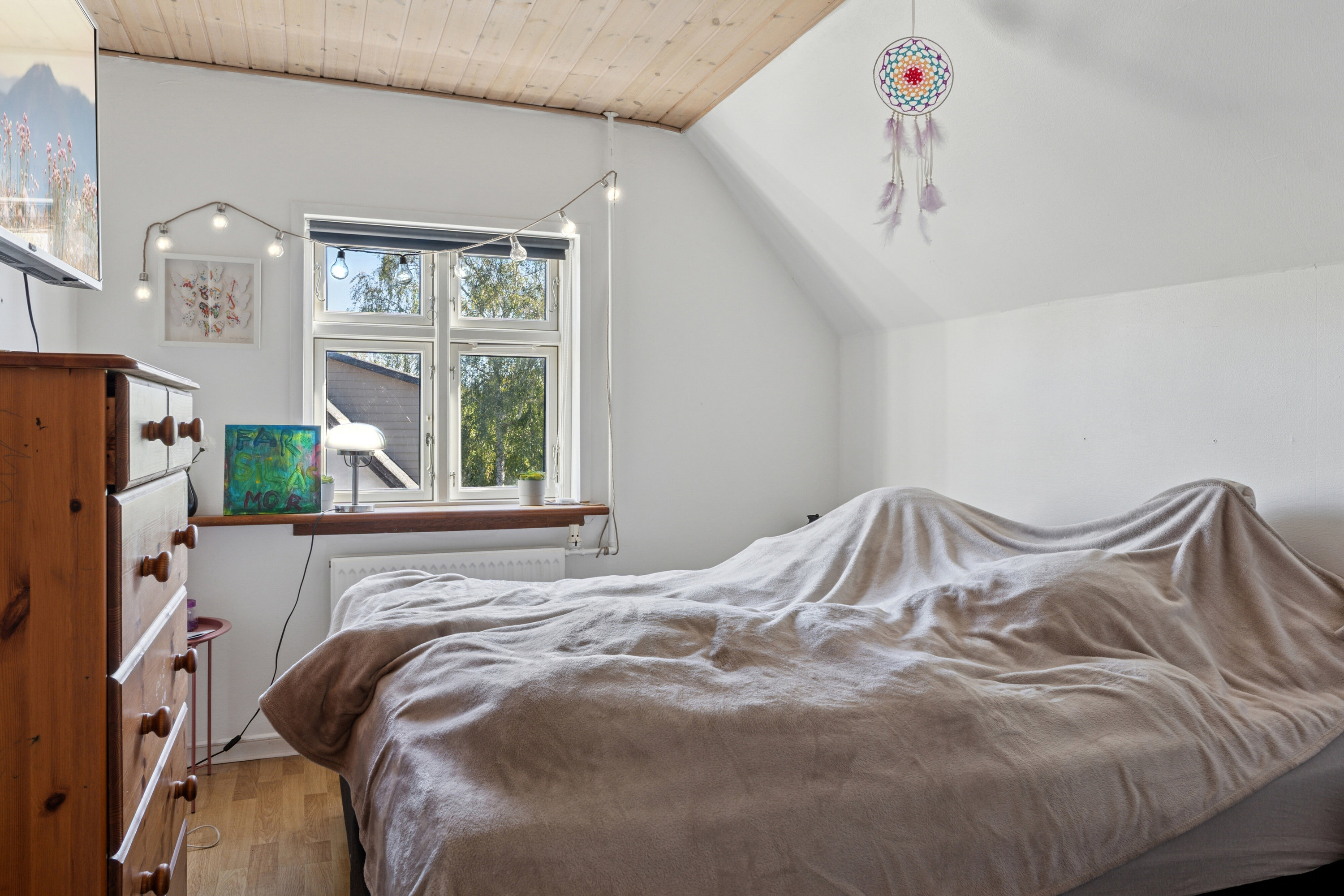 Fremhævet soveværelse billede i fuldskærmstilstand. Billede af Hovedgaden 52, Ubby, 4490 Jerslev Sjælland