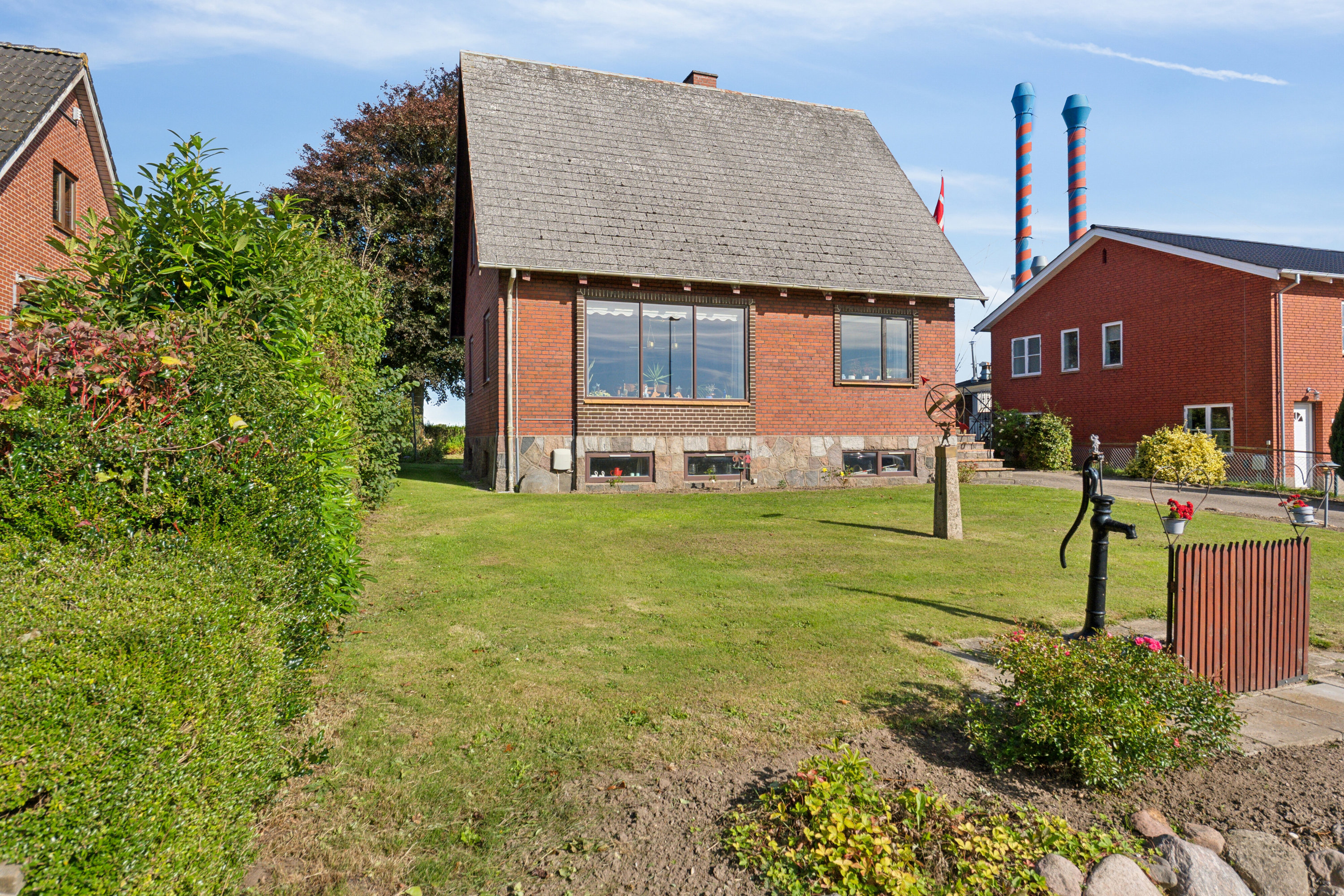 Fremhævet set fra haven billede i fuldskærmstilstand. Billede af Assensvej 24, Kirkeby, 5771 Stenstrup