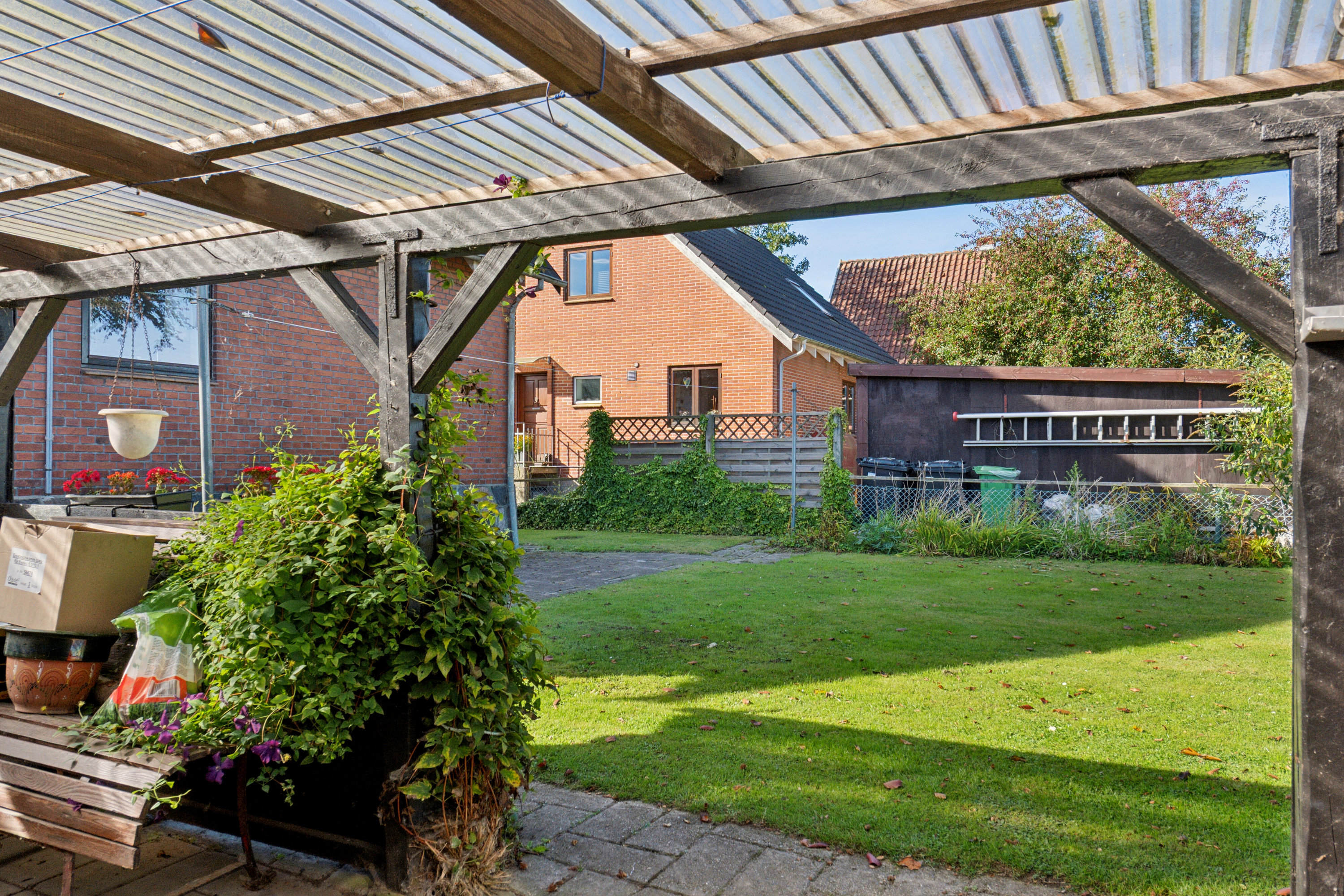 Fremhævet set fra haven billede i fuldskærmstilstand. Billede af Assensvej 24, Kirkeby, 5771 Stenstrup