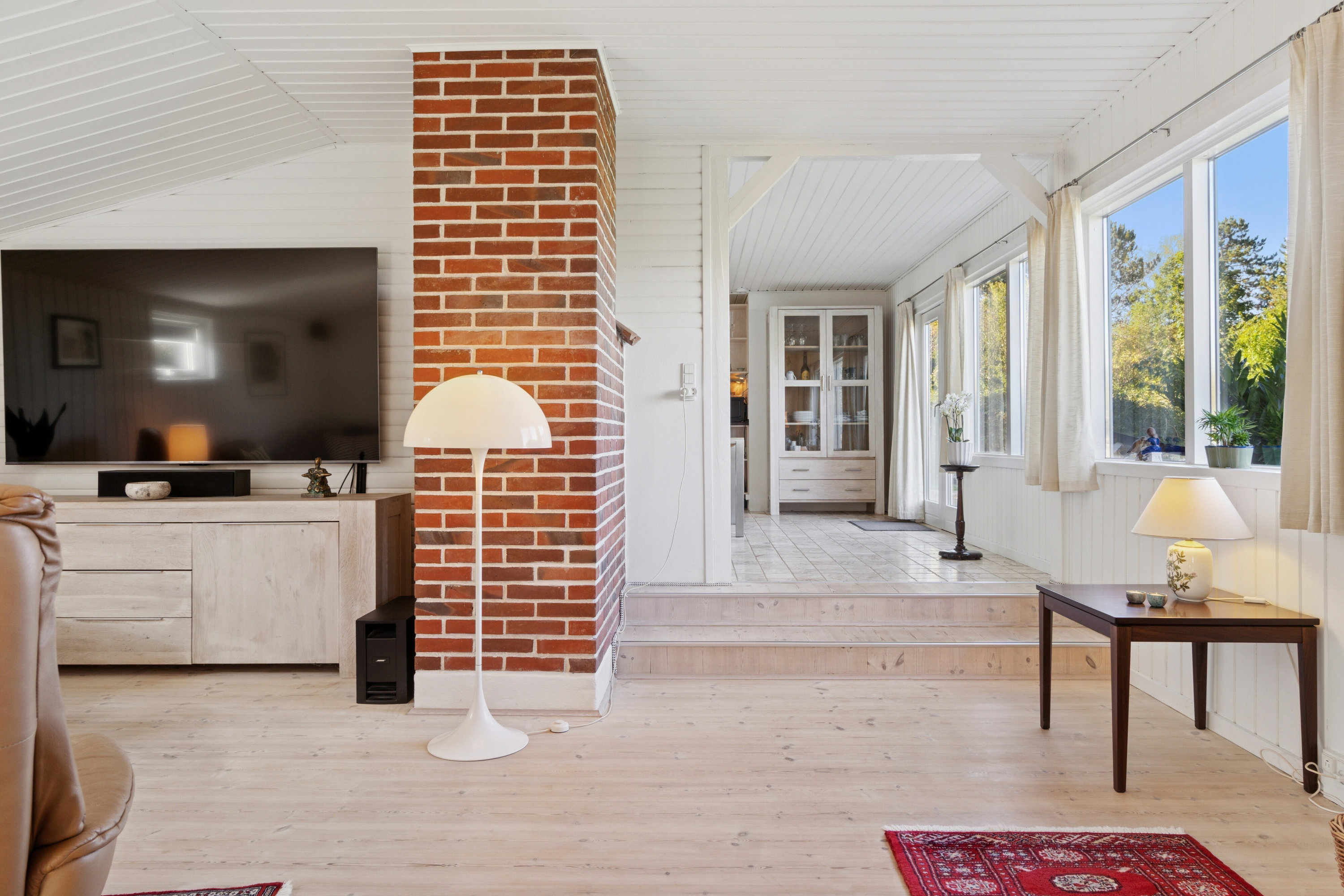 Fremhævet stue billede i fuldskærmstilstand. Billede af Mellemvang 4, Ejby, 4070 Kirke Hyllinge