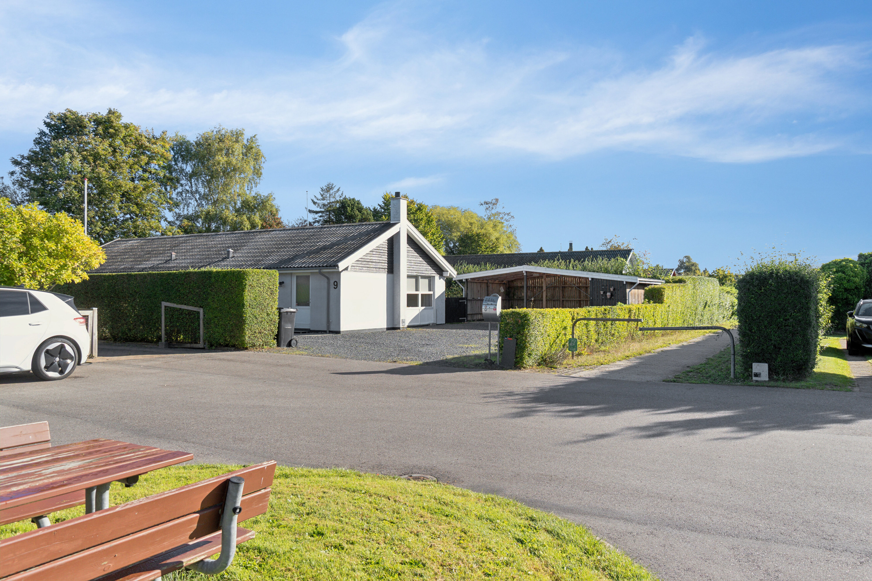 Fremhævet set fra vejen billede i fuldskærmstilstand. Billede af Skydevænget 9, 4262 Sandved