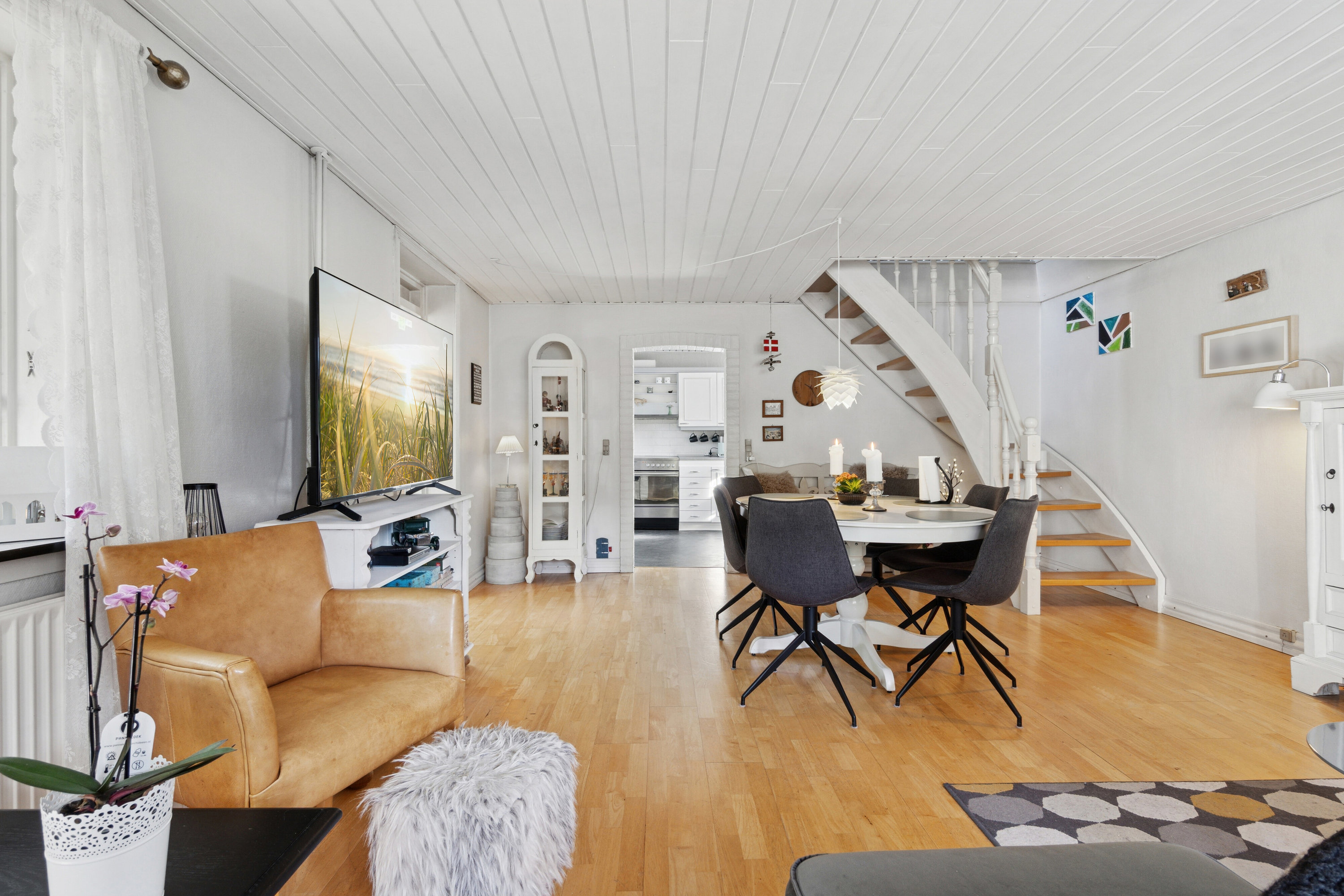 Fremhævet stue billede i fuldskærmstilstand. Billede af Bredgade 232, 7760 Hurup Thy