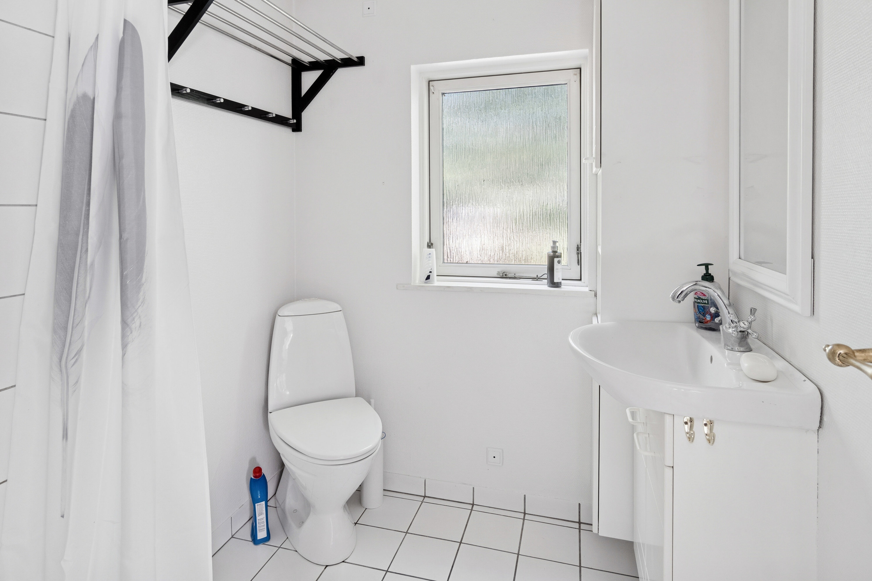 Fremhævet badeværelse billede i fuldskærmstilstand. Billede af Skovbakken 8, Hønsinge L, 4560 Vig