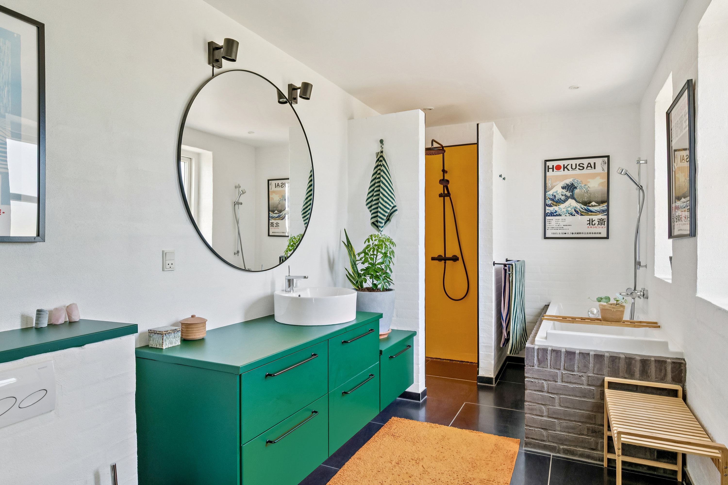 Fremhævet badeværelse billede i fuldskærmstilstand. Billede af Korsagervej 4, Foldby, 8382 Hinnerup