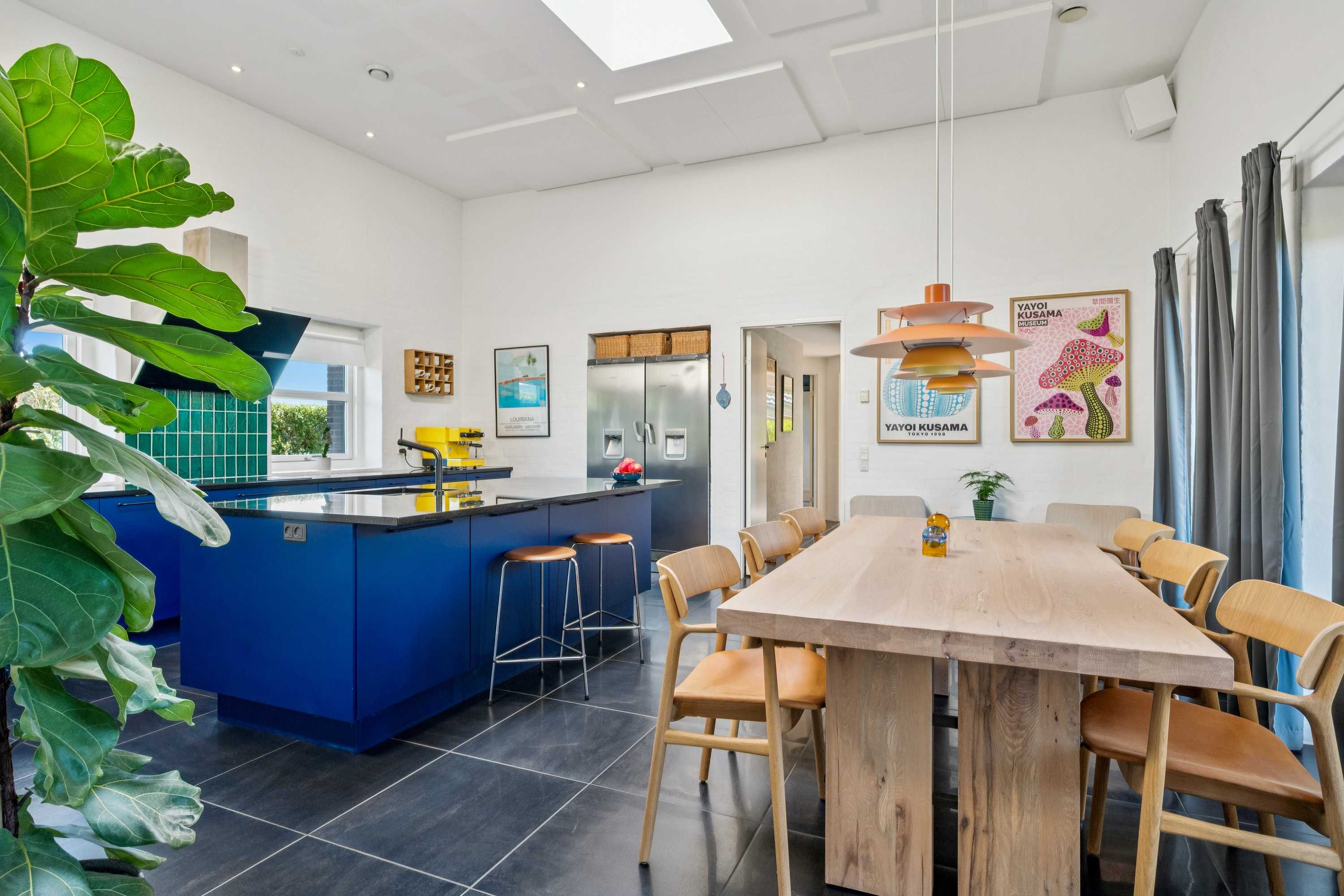 Miniaturebillede 2: stue. Billede af Korsagervej 4, Foldby, 8382 Hinnerup