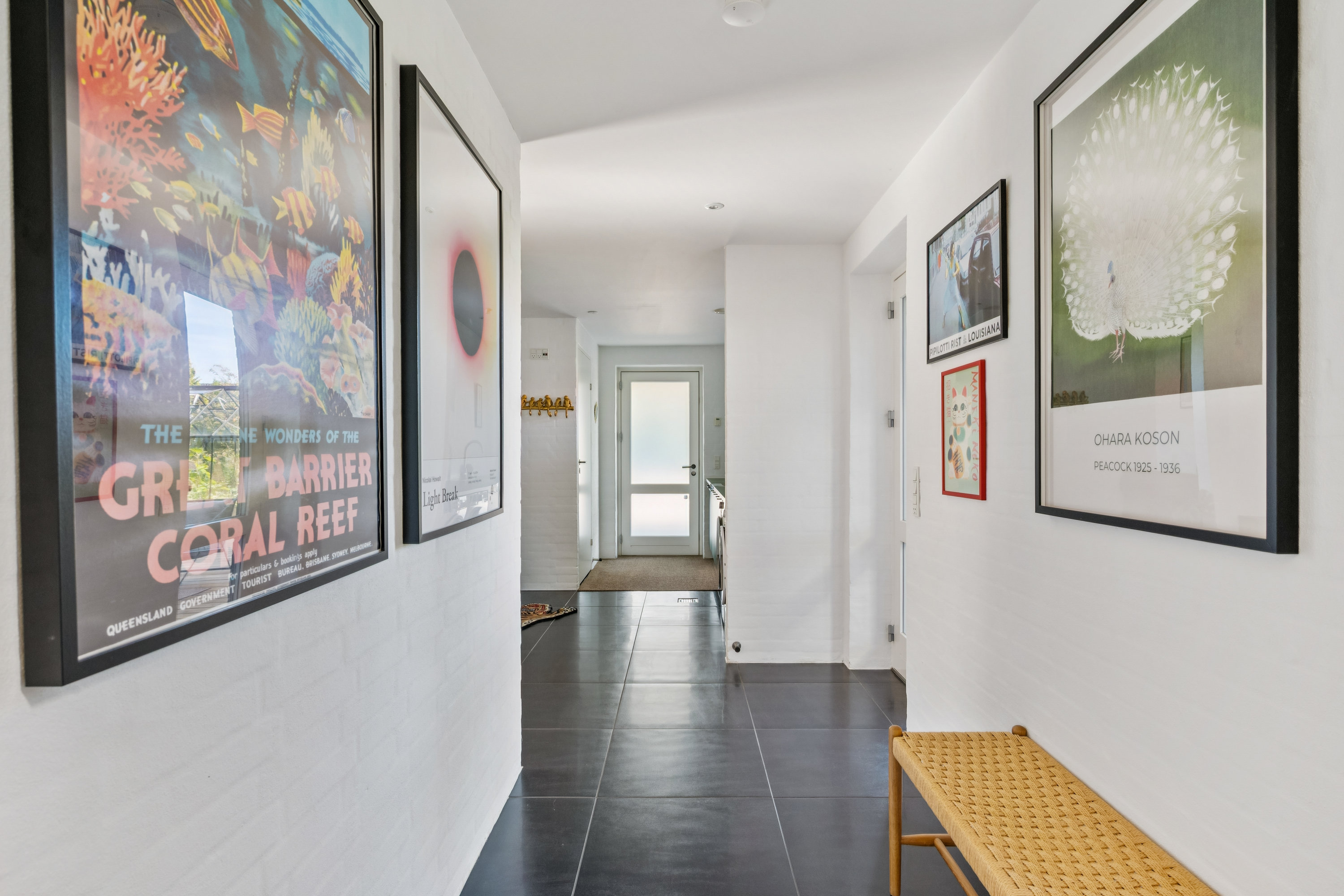 Fremhævet gang billede i fuldskærmstilstand. Billede af Korsagervej 4, Foldby, 8382 Hinnerup