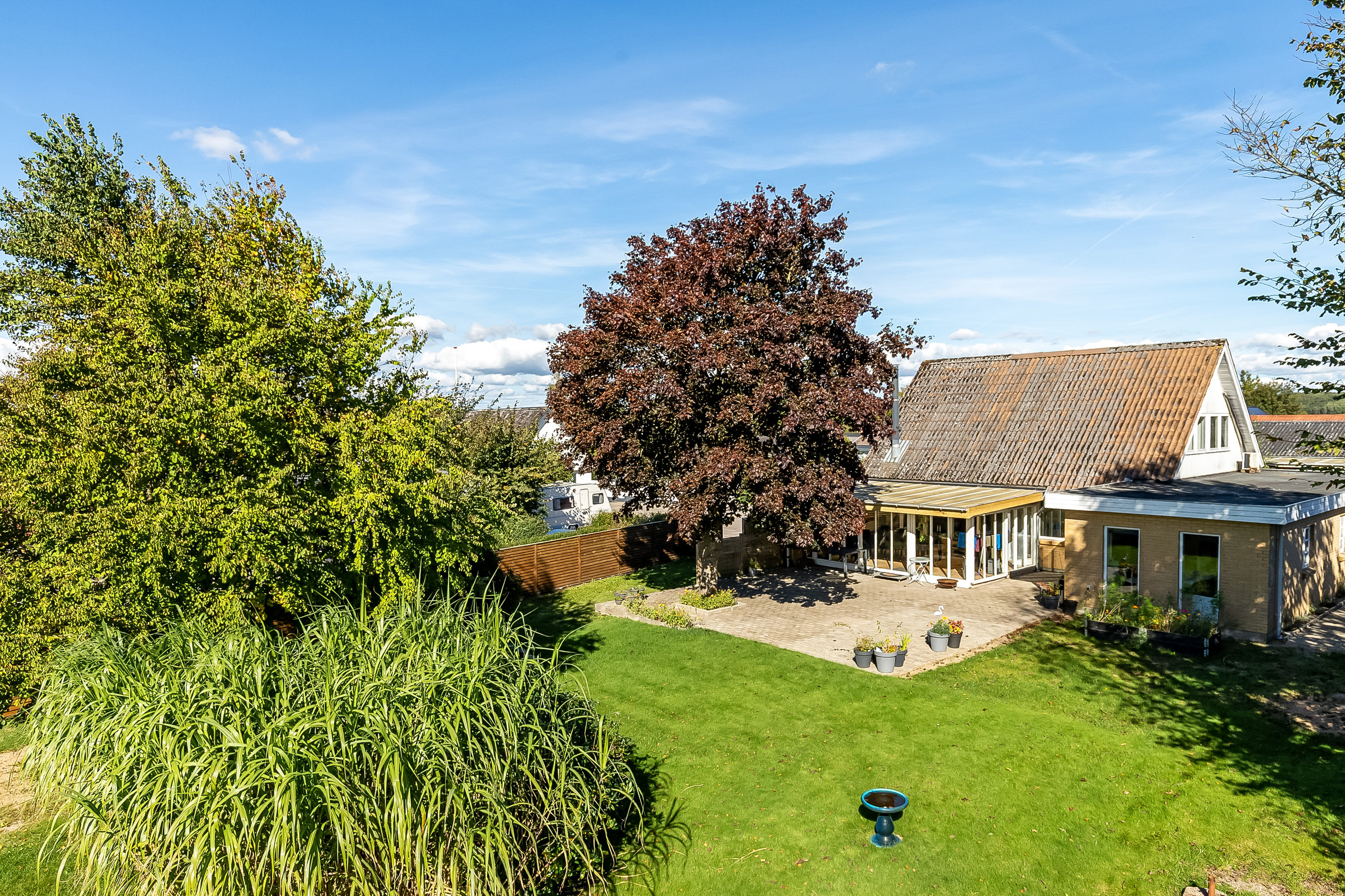 Fremhævet mastefoto billede i fuldskærmstilstand. Billede af Julianesvej 5, Vester Nebel, 6040 Egtved