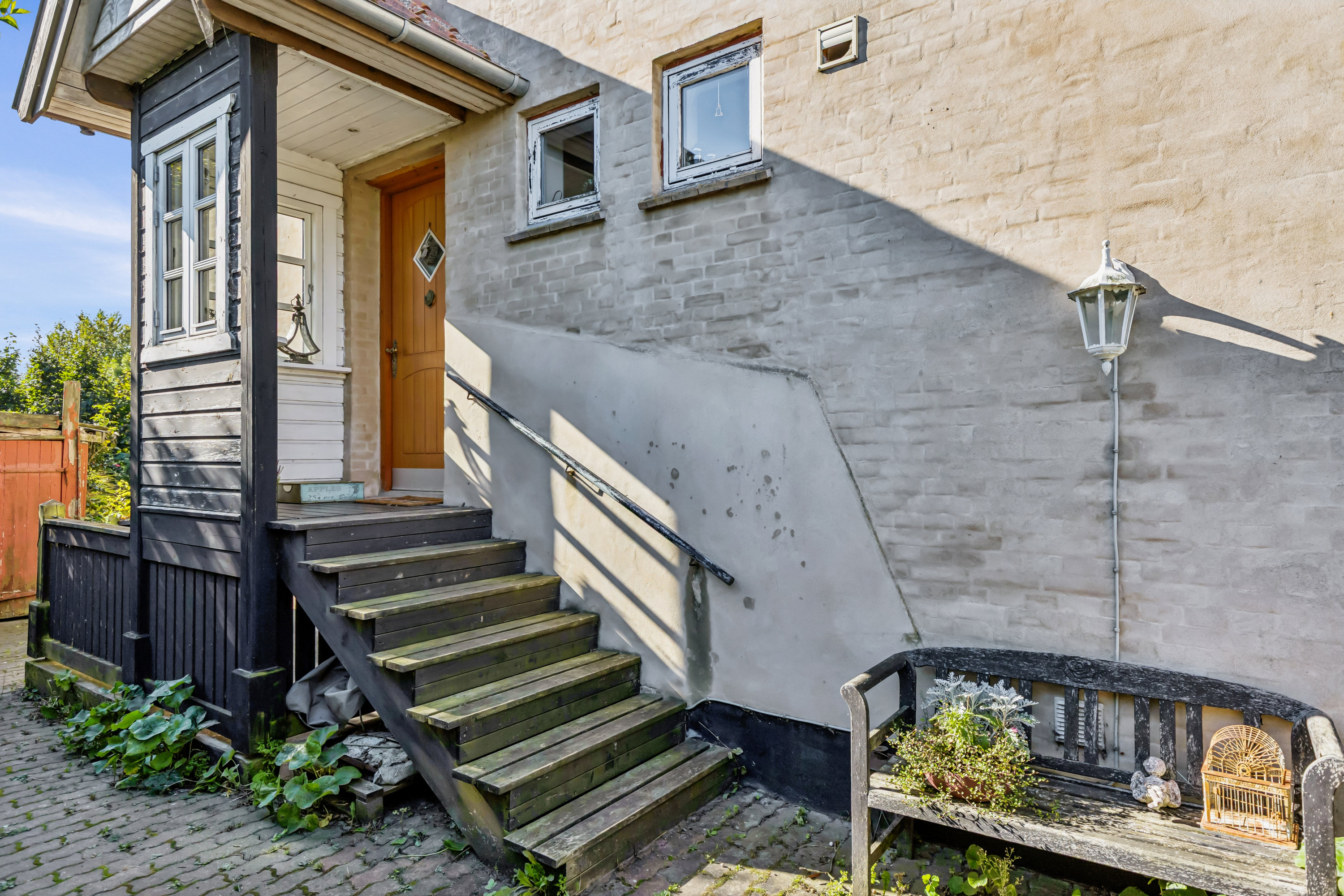 Fremhævet ejendom billede i fuldskærmstilstand. Billede af Hovedgaden 107, 4520 Svinninge