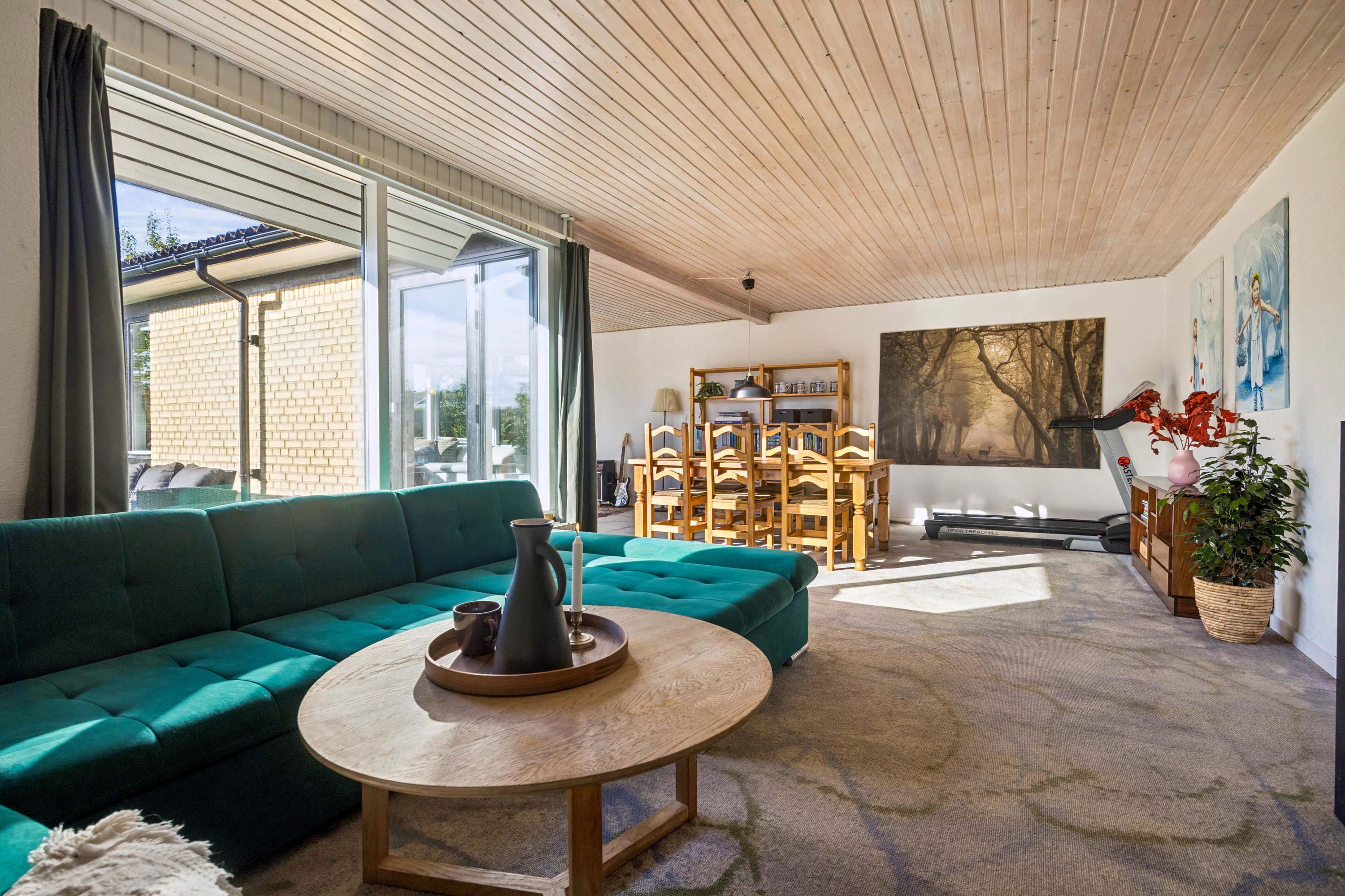 Fremhævet stue billede i fuldskærmstilstand. Billede af Lollvej 5, 9430 Vadum