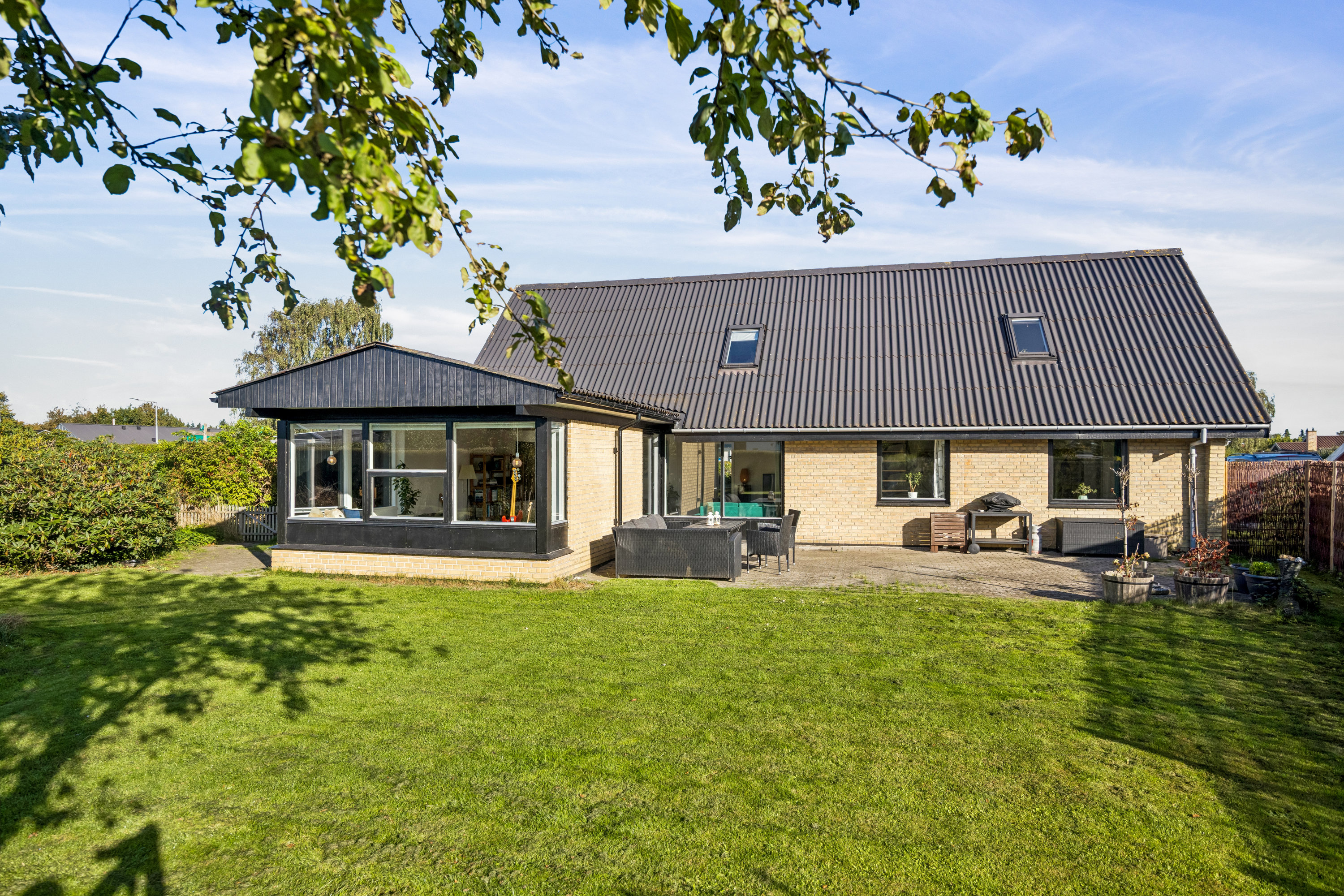 Fremhævet ejendom 1 billede i fuldskærmstilstand. Billede af Lollvej 5, 9430 Vadum