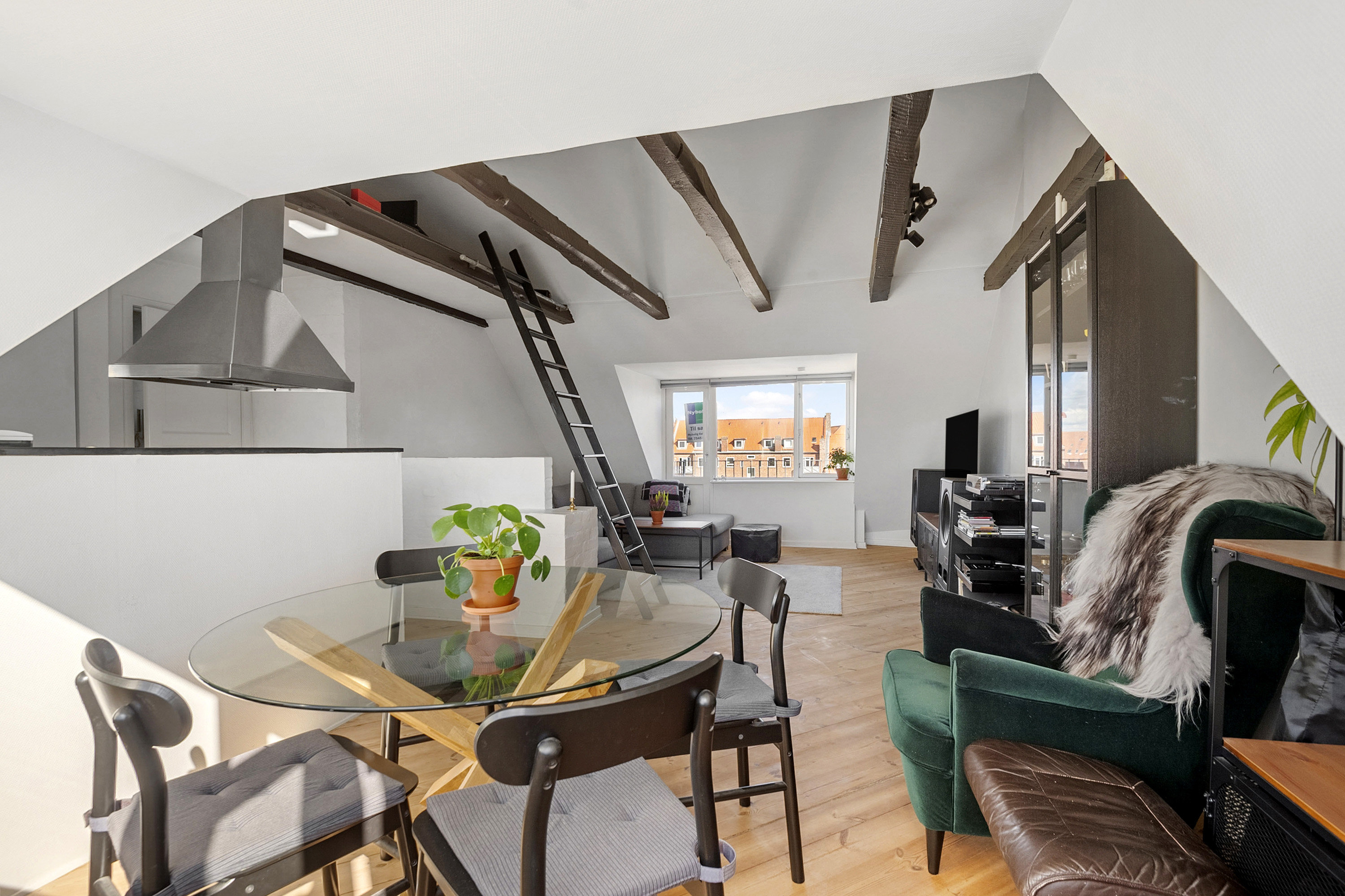 Fremhævet spisestue billede i fuldskærmstilstand. Billede af Willemoesgade 46, 4., 6700 Esbjerg