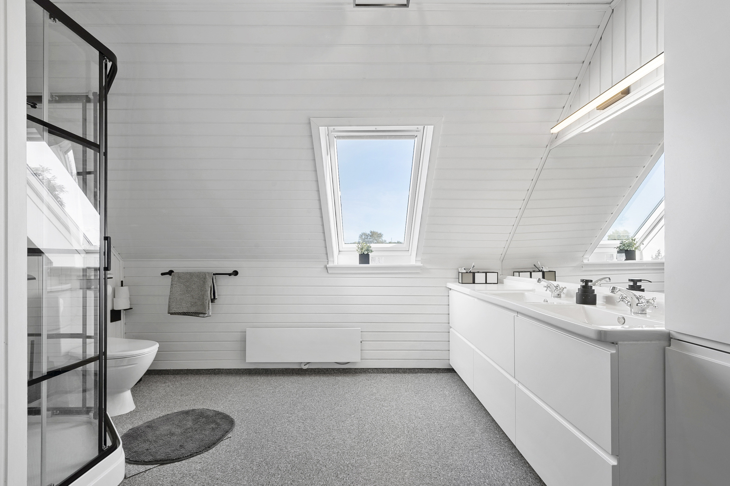 Fremhævet badeværelse billede i fuldskærmstilstand. Billede af Lunden 35, Hjordkær, 6230 Rødekro