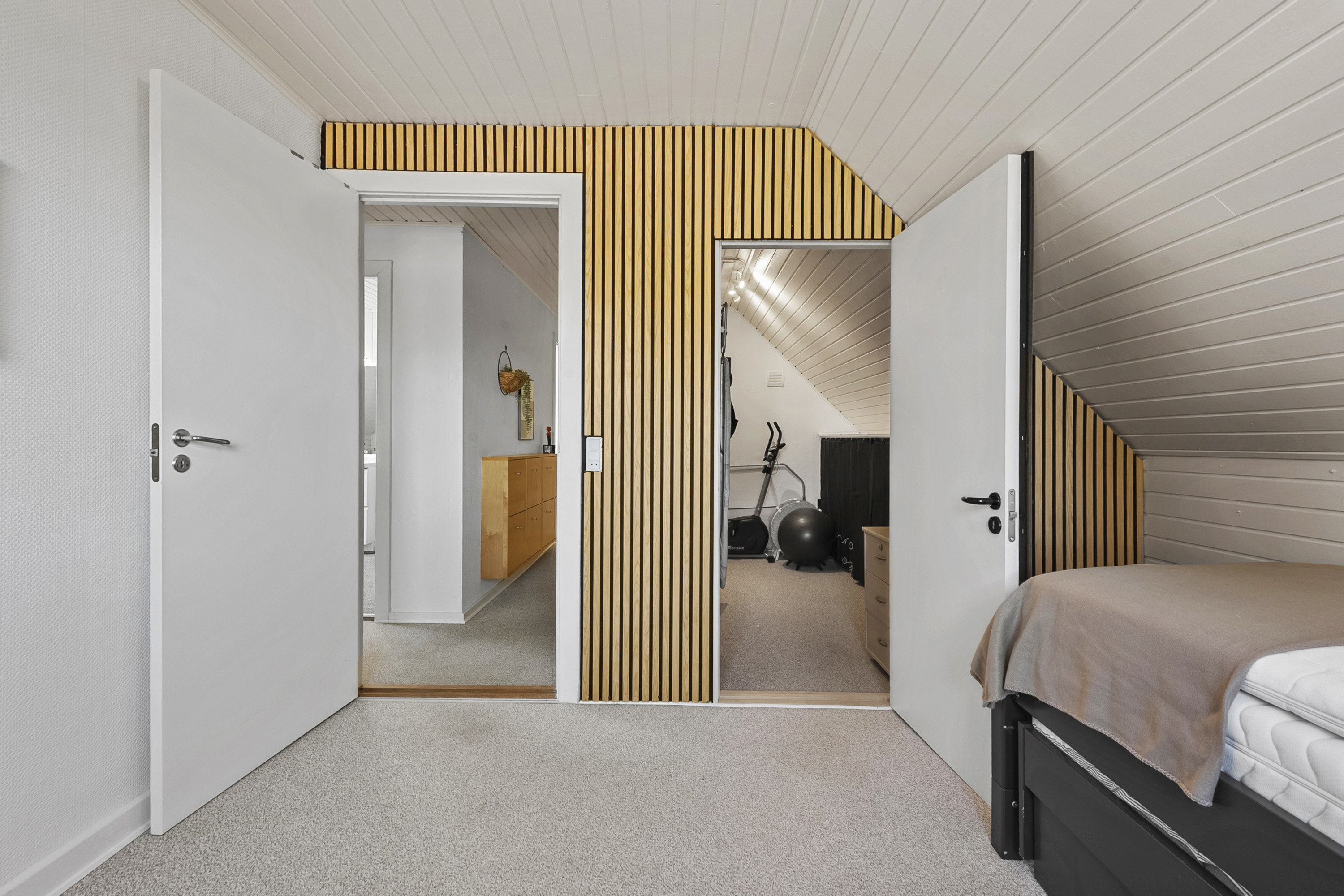 Fremhævet soveværelse billede i fuldskærmstilstand. Billede af Lunden 35, Hjordkær, 6230 Rødekro