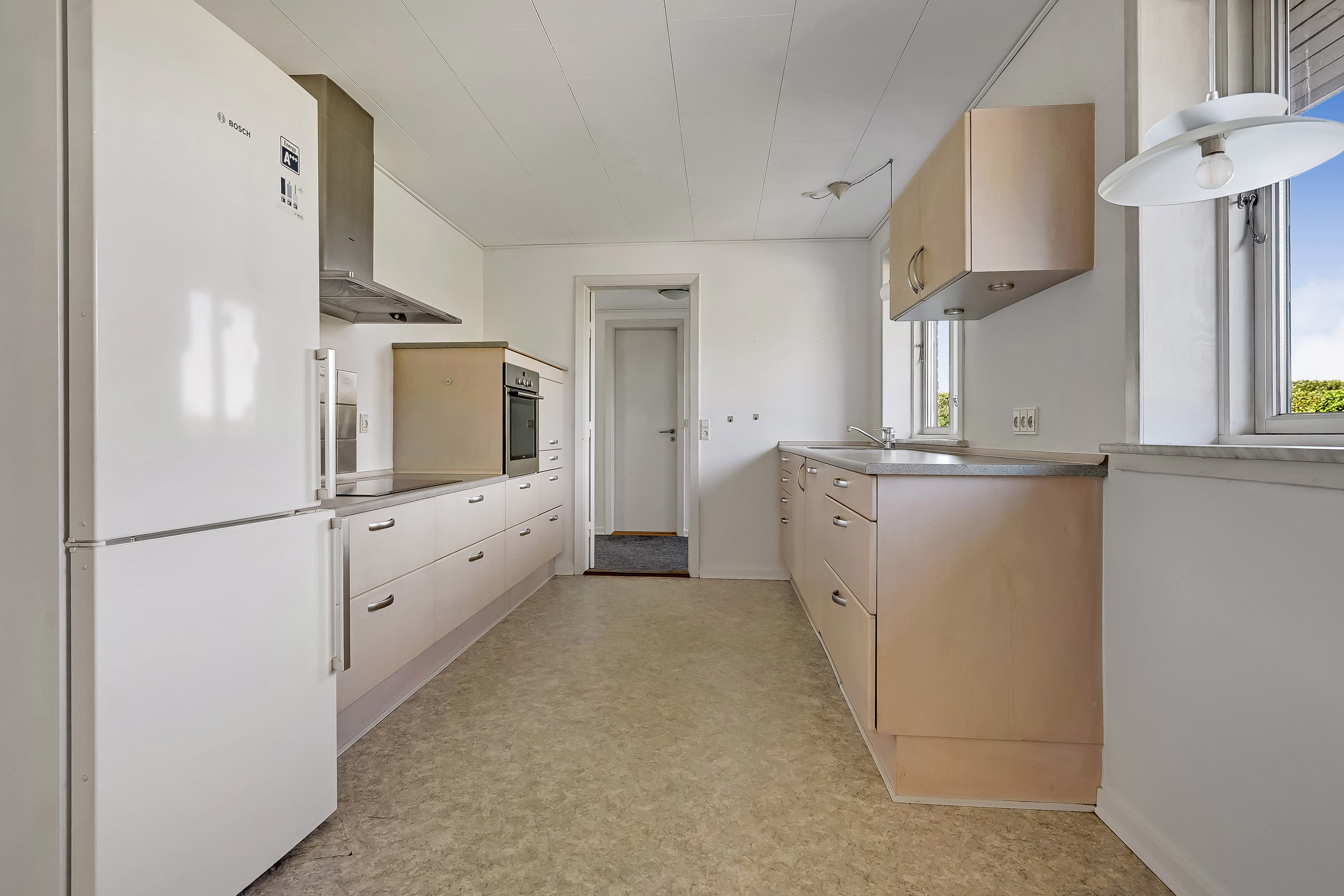 Fremhævet køkken billede i fuldskærmstilstand. Billede af Gåsebakken 1, Hostrup, 6710 Esbjerg V