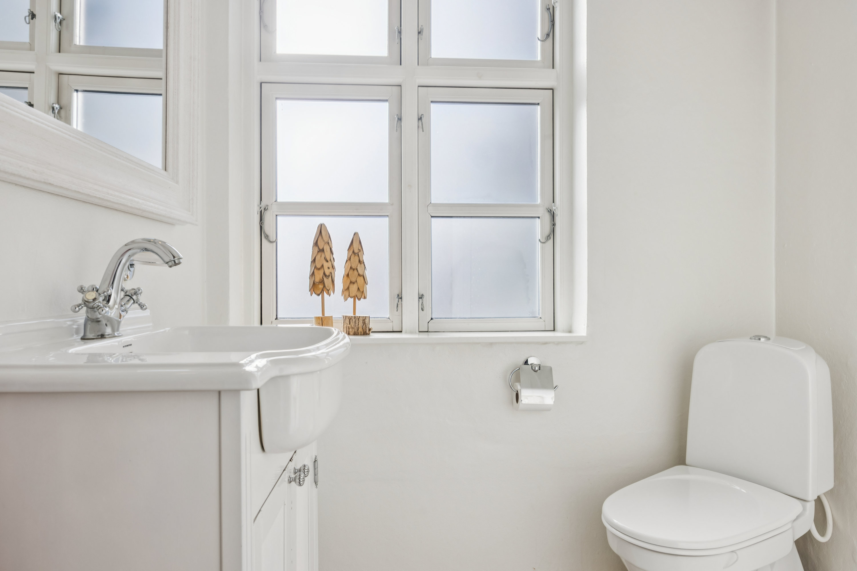 Fremhævet badeværelse billede i fuldskærmstilstand. Billede af Grønningen 5, 9310 Vodskov