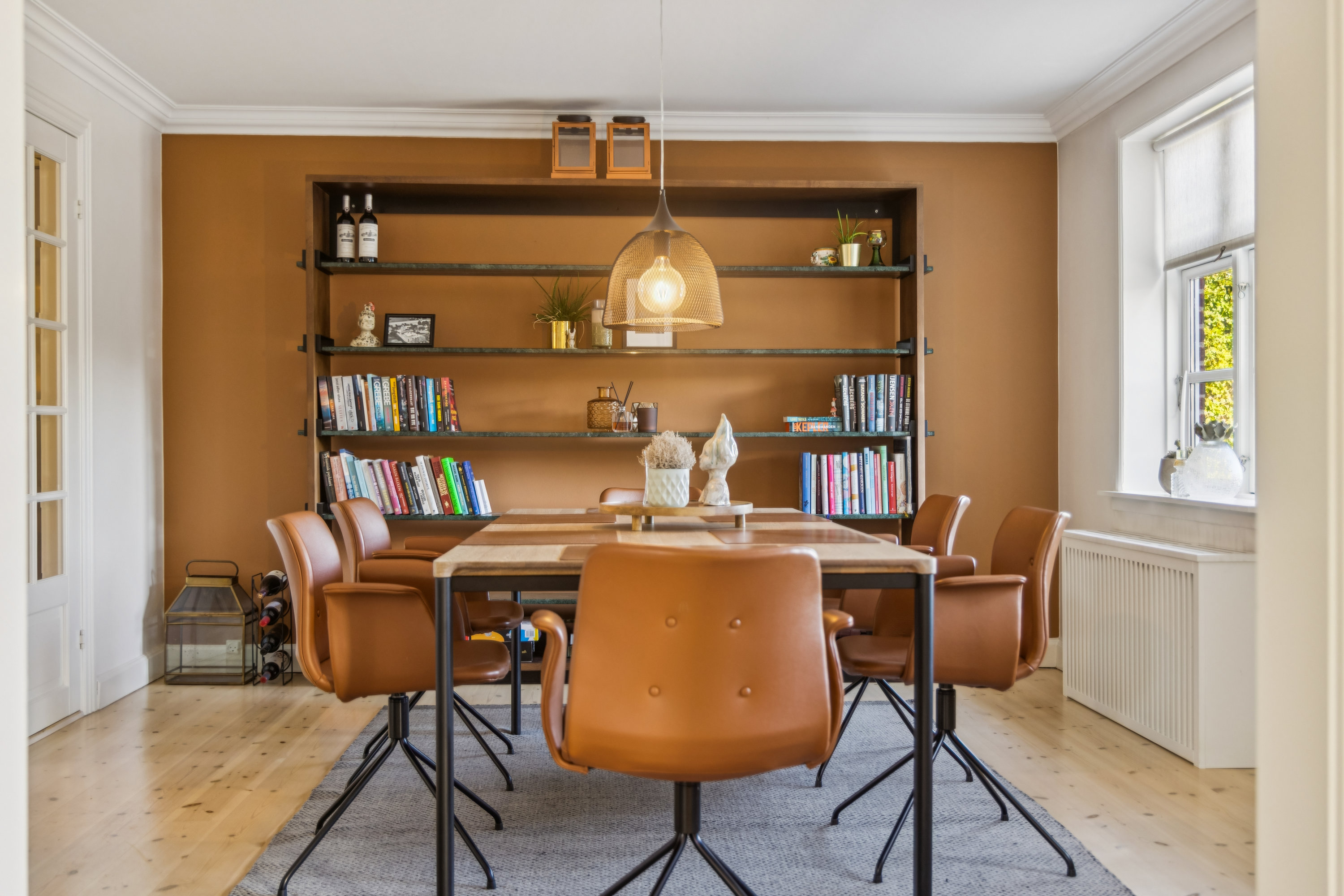 Fremhævet spisestue billede i fuldskærmstilstand. Billede af Grønningen 5, 9310 Vodskov