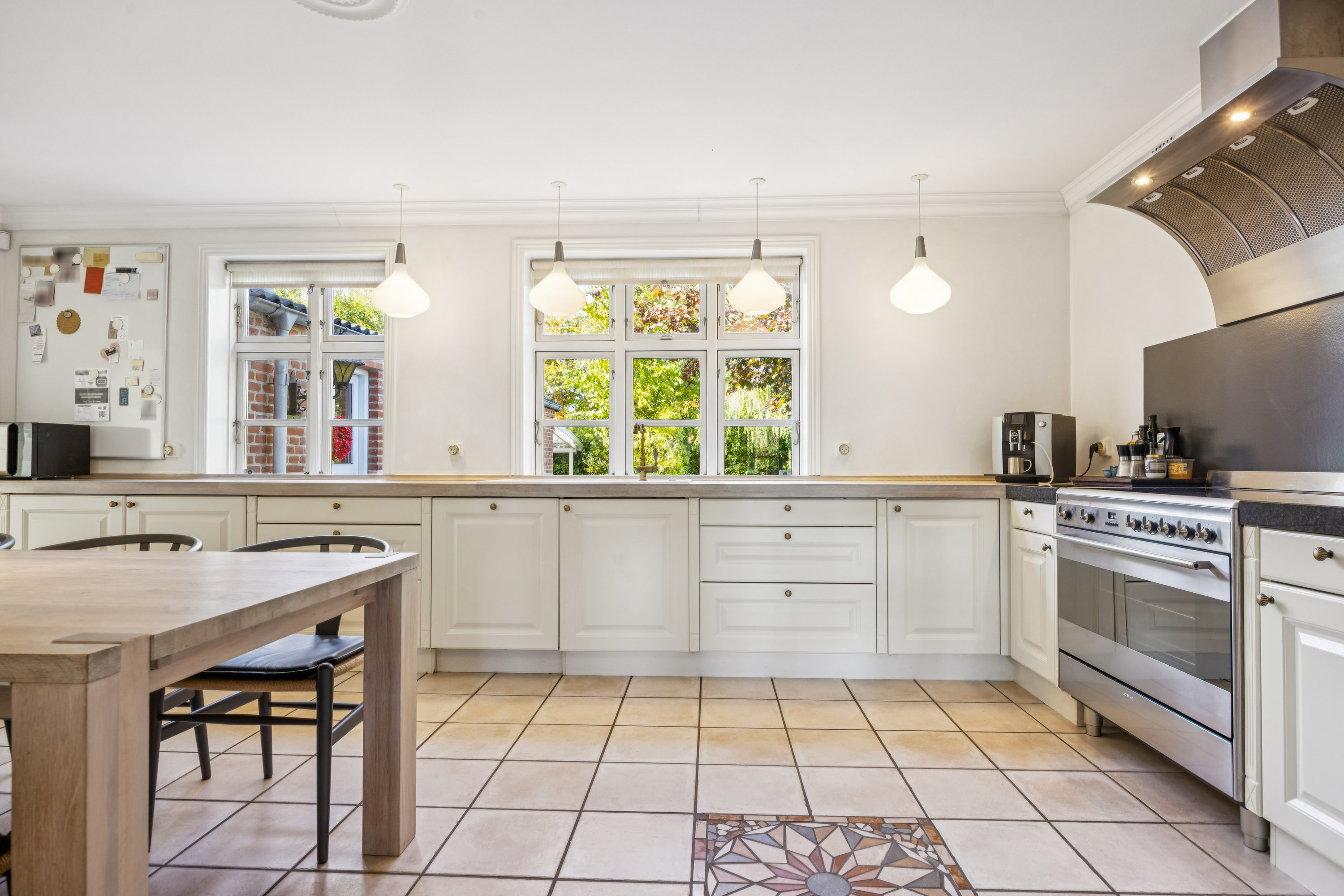 Fremhævet køkken billede i fuldskærmstilstand. Billede af Grønningen 5, 9310 Vodskov