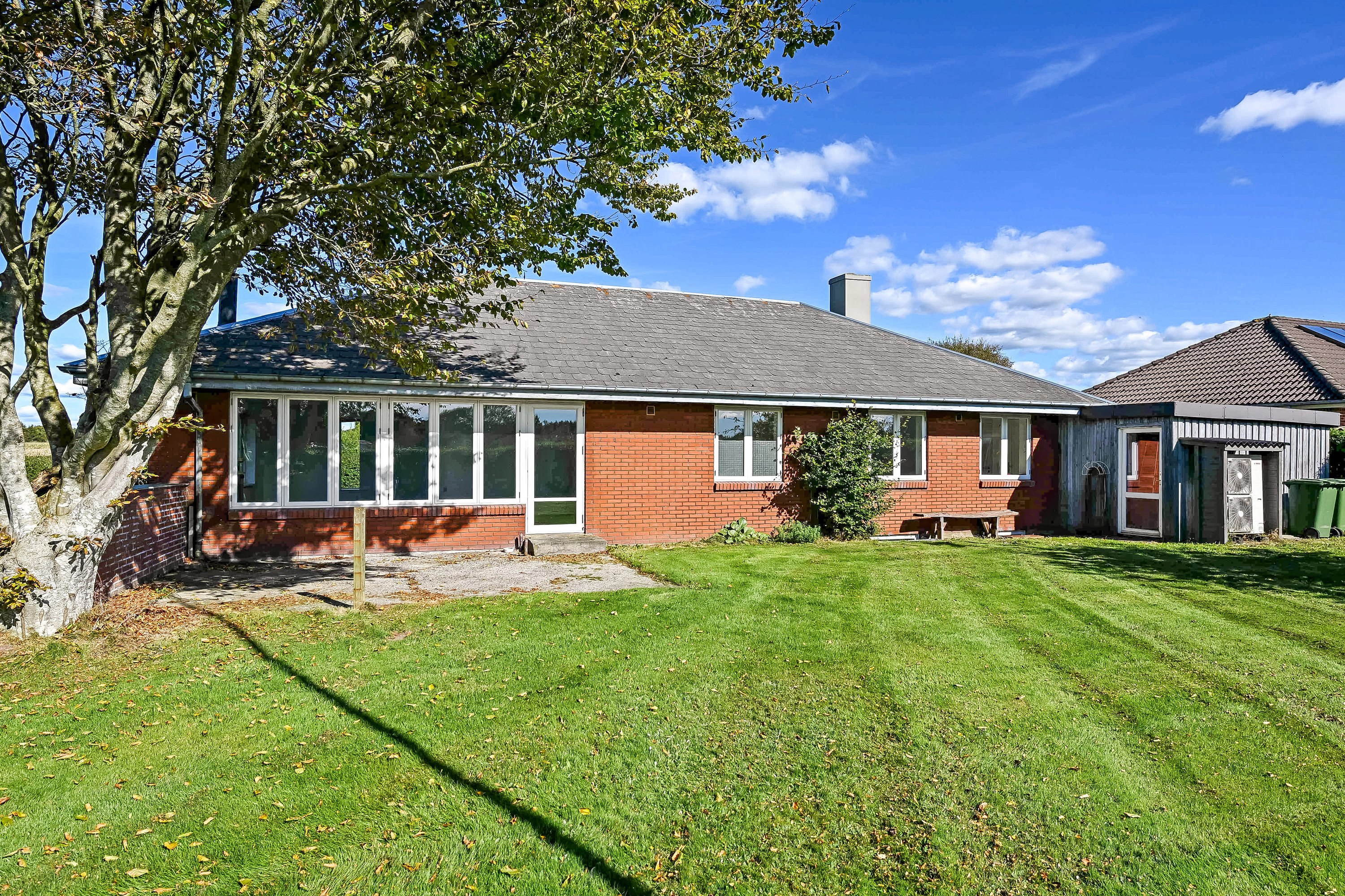 Fremhævet ejendommen billede i fuldskærmstilstand. Billede af Gåsebakken 1, Hostrup, 6710 Esbjerg V