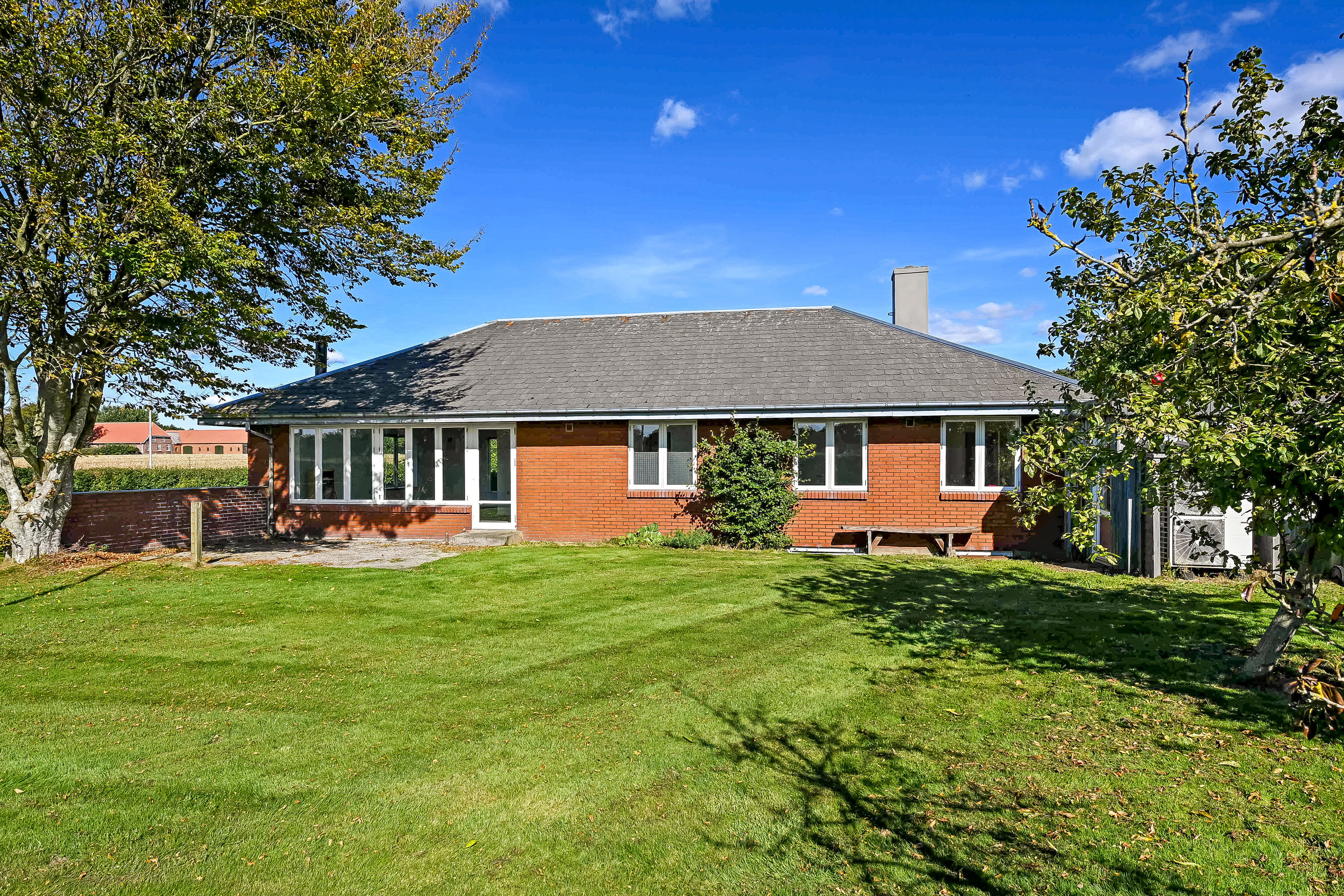 Fremhævet ejendommen billede i fuldskærmstilstand. Billede af Gåsebakken 1, Hostrup, 6710 Esbjerg V