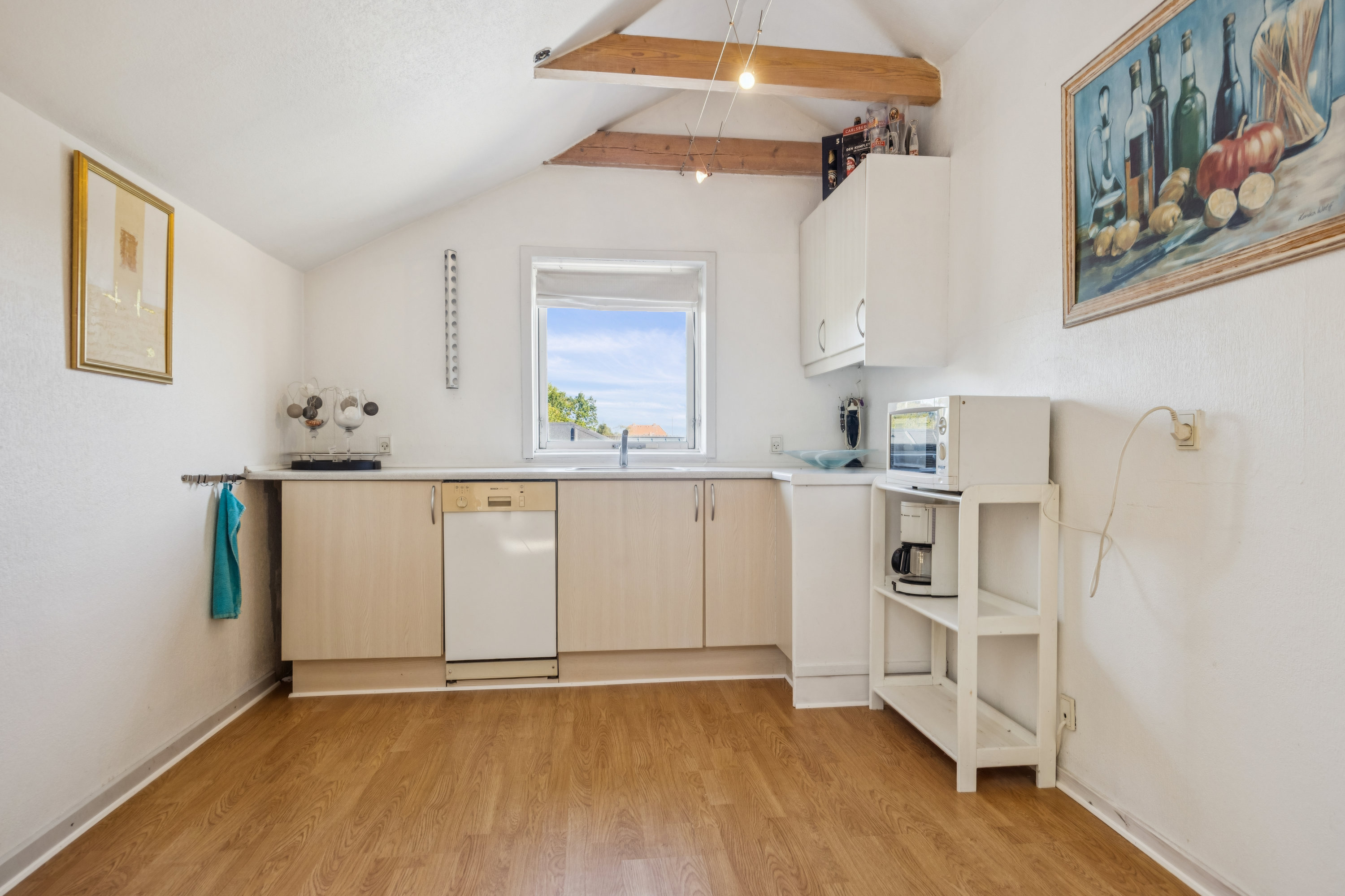 Fremhævet værelse billede i fuldskærmstilstand. Billede af Kastanie Alle 9, 9320 Hjallerup