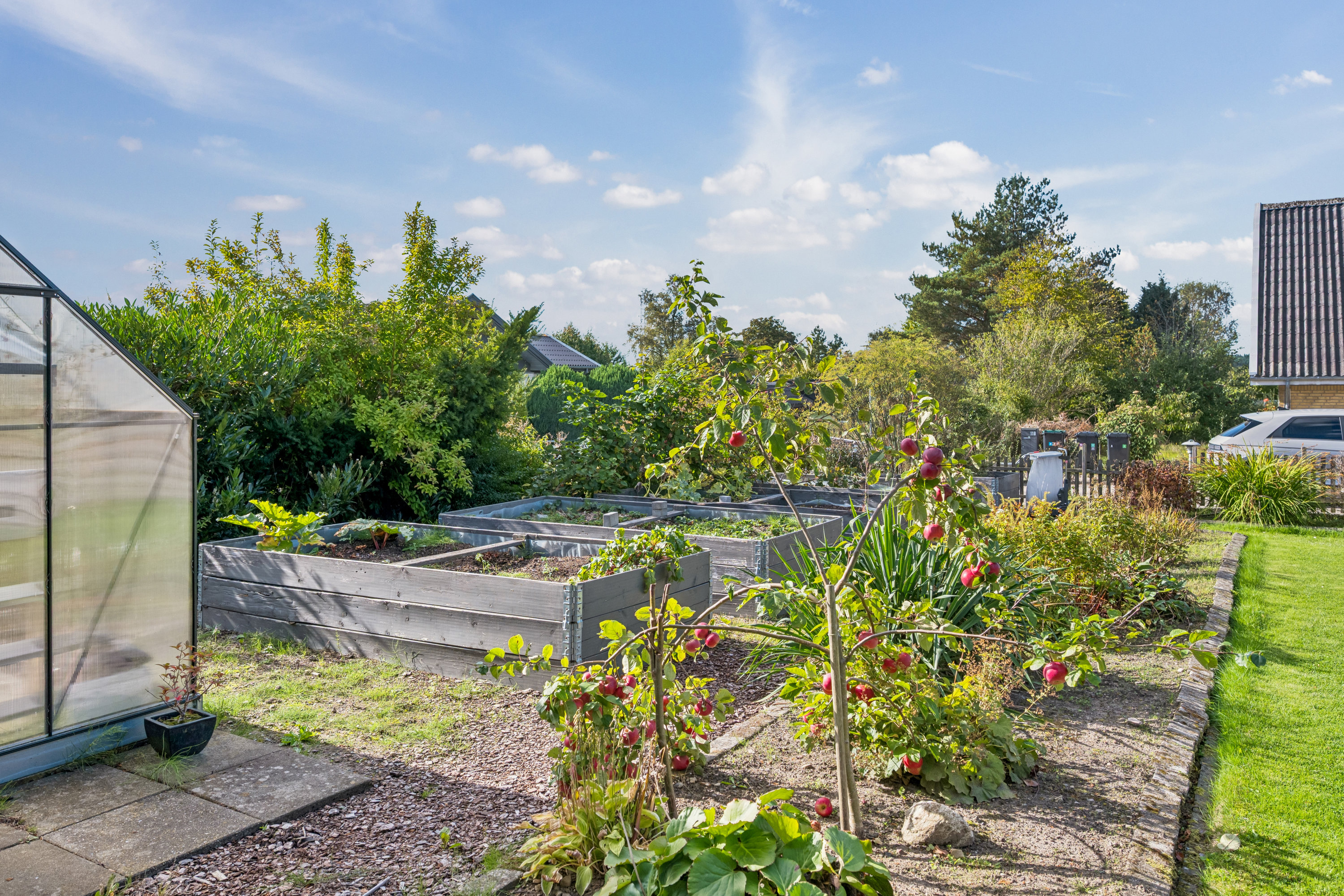 Fremhævet have billede i fuldskærmstilstand. Billede af Rønvangen 116, 8382 Hinnerup