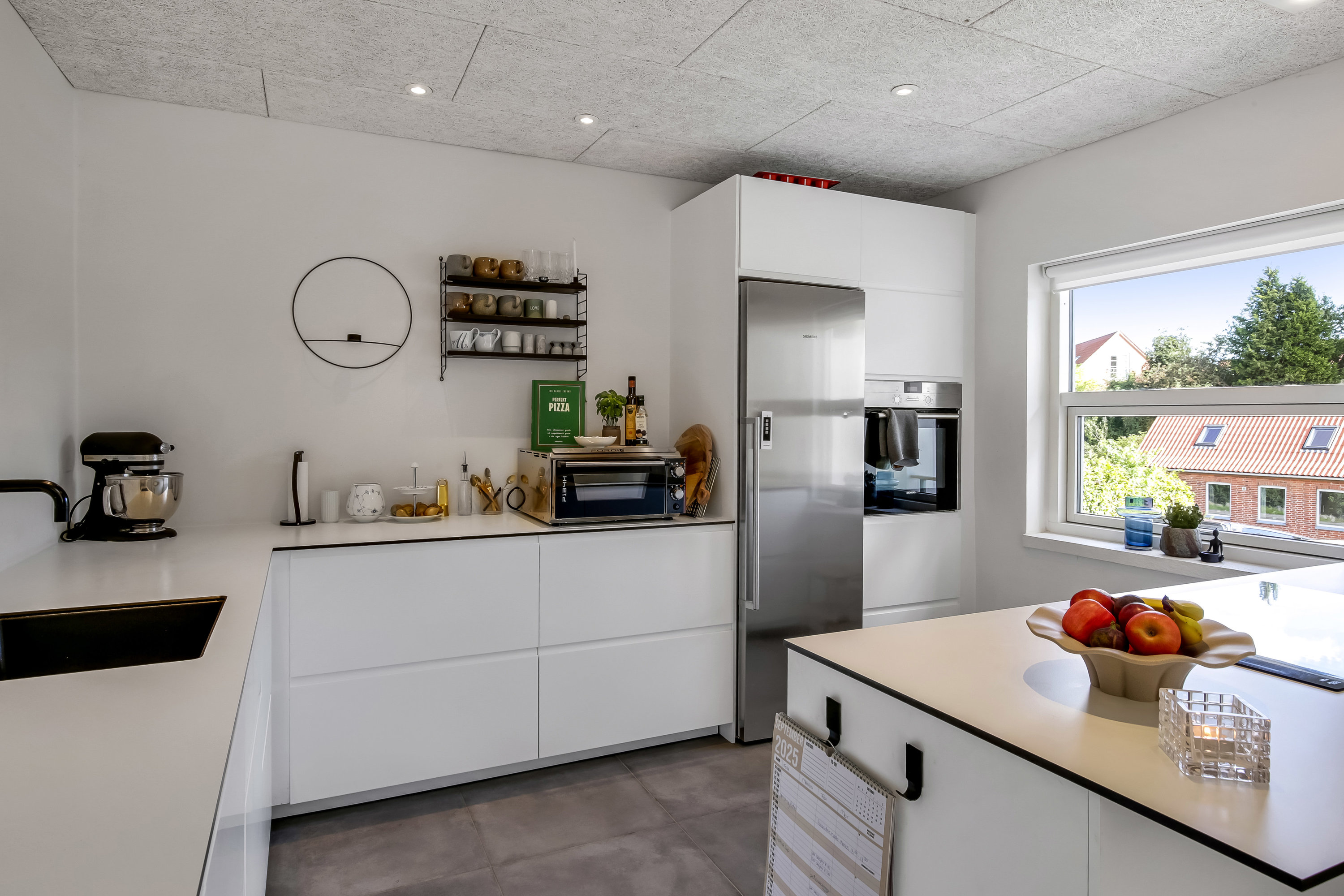 Fremhævet køkken billede i fuldskærmstilstand. Billede af Ryomvej 9, Ugelbølle, 8410 Rønde