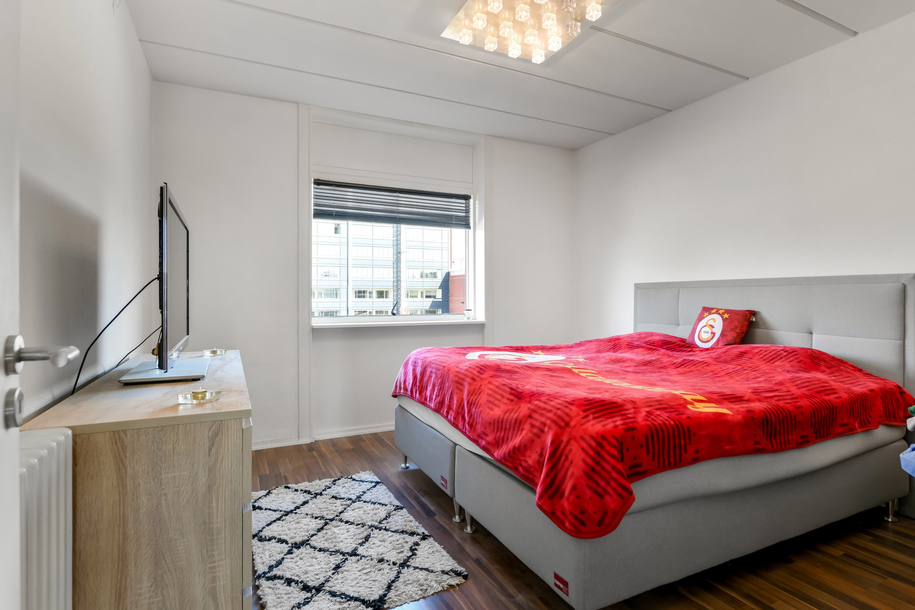 Fremhævet  billede i fuldskærmstilstand. Billede af Skoleparken 17, 1. th., 6705 Esbjerg Ø