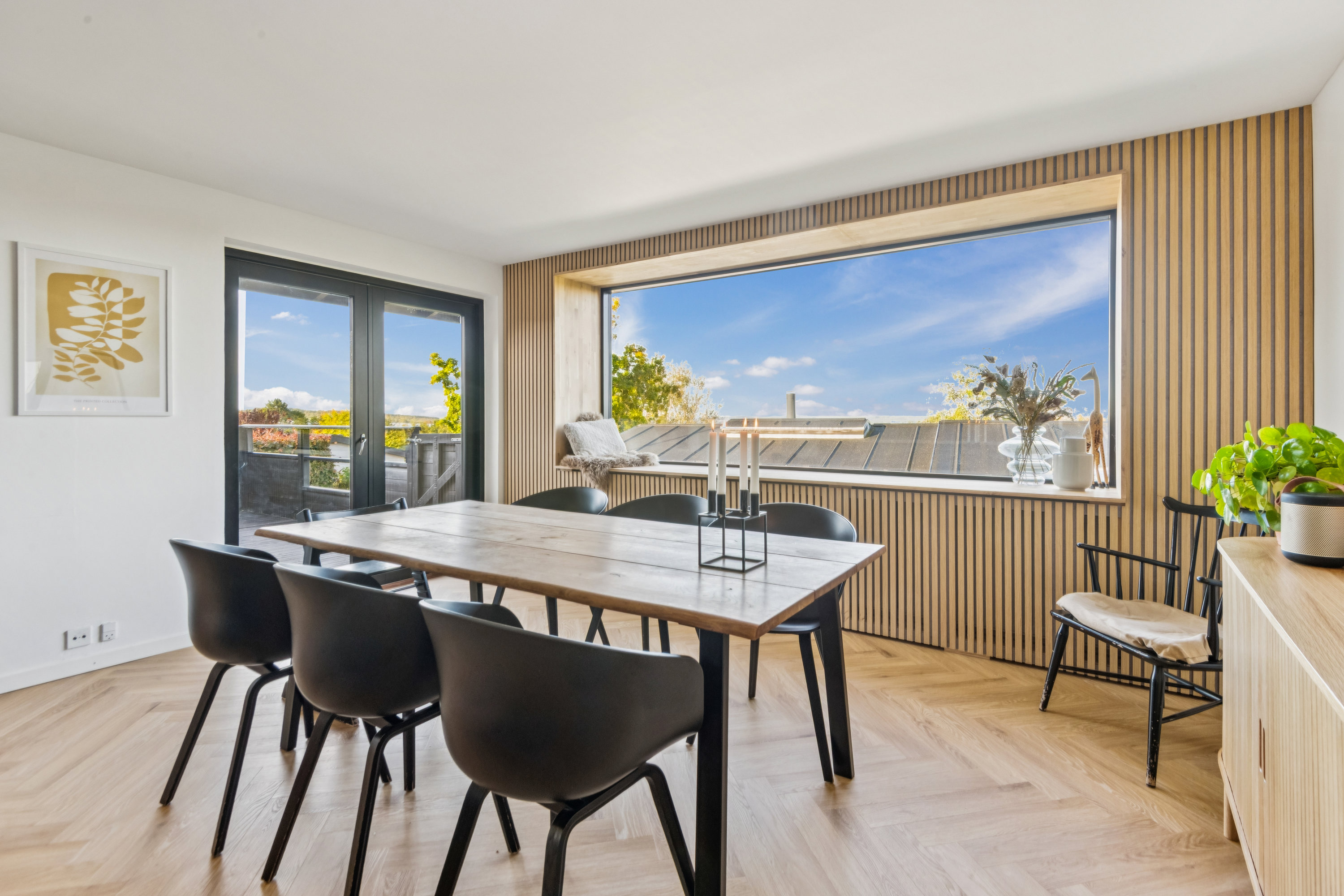 Fremhævet spisestue billede i fuldskærmstilstand. Billede af Højbovej 13, Gug, 9210 Aalborg SØ