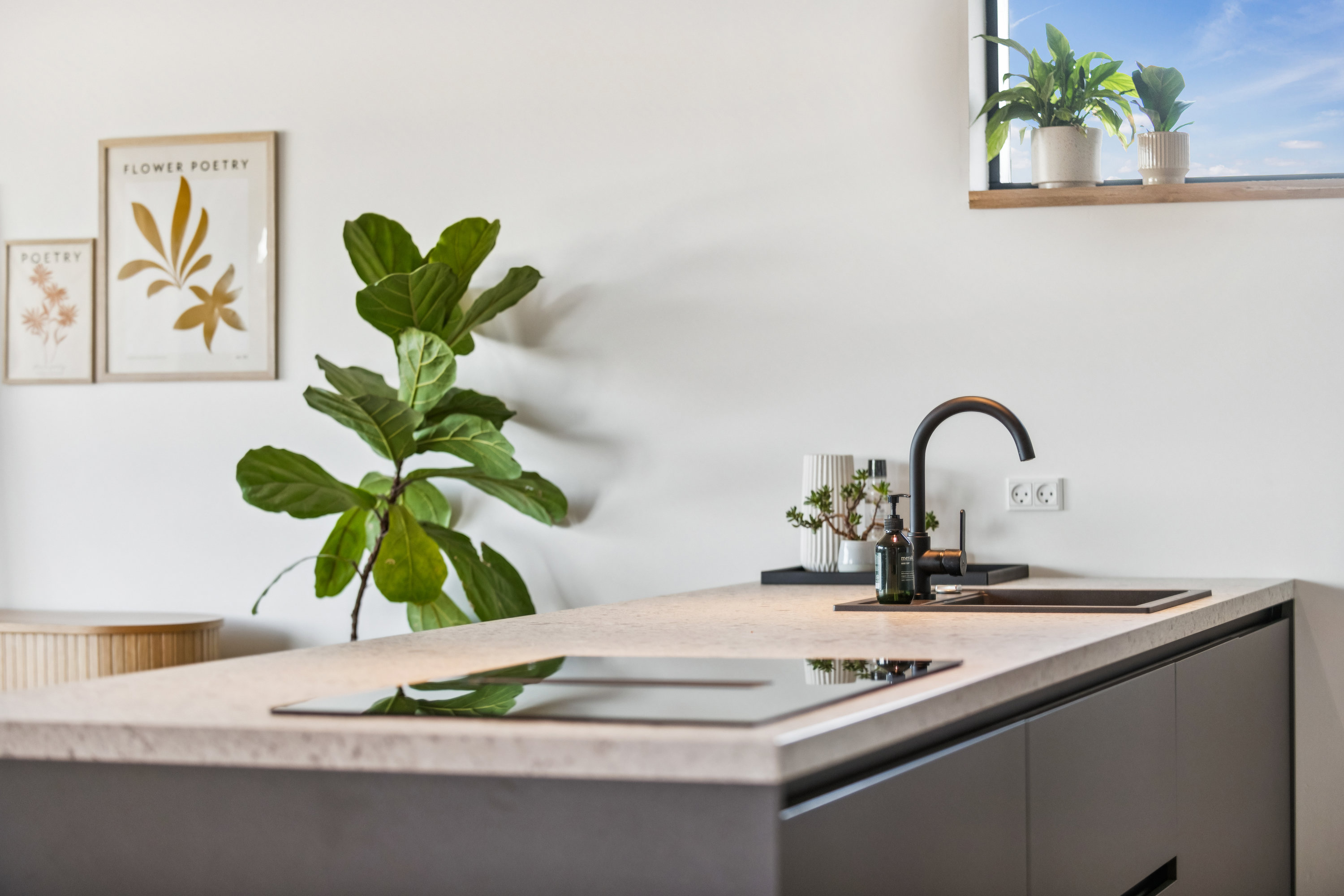 Fremhævet køkken billede i fuldskærmstilstand. Billede af Højbovej 13, Gug, 9210 Aalborg SØ