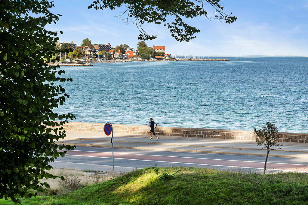 Fremhævet  billede i fuldskærmstilstand. Billede af Sølystparken 15, 2930 Klampenborg
