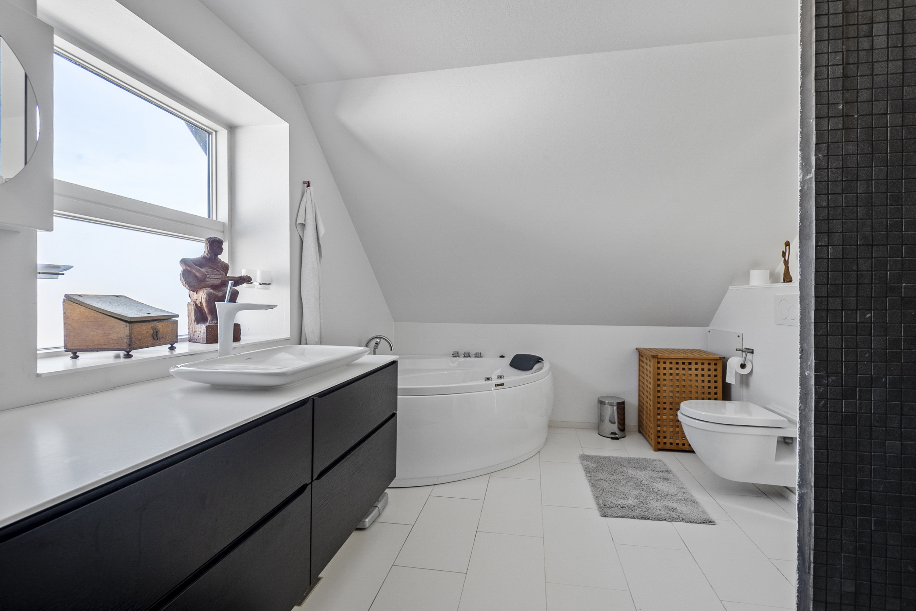 Fremhævet badeværelse billede i fuldskærmstilstand. Billede af Granly Alle 21, 6710 Esbjerg V