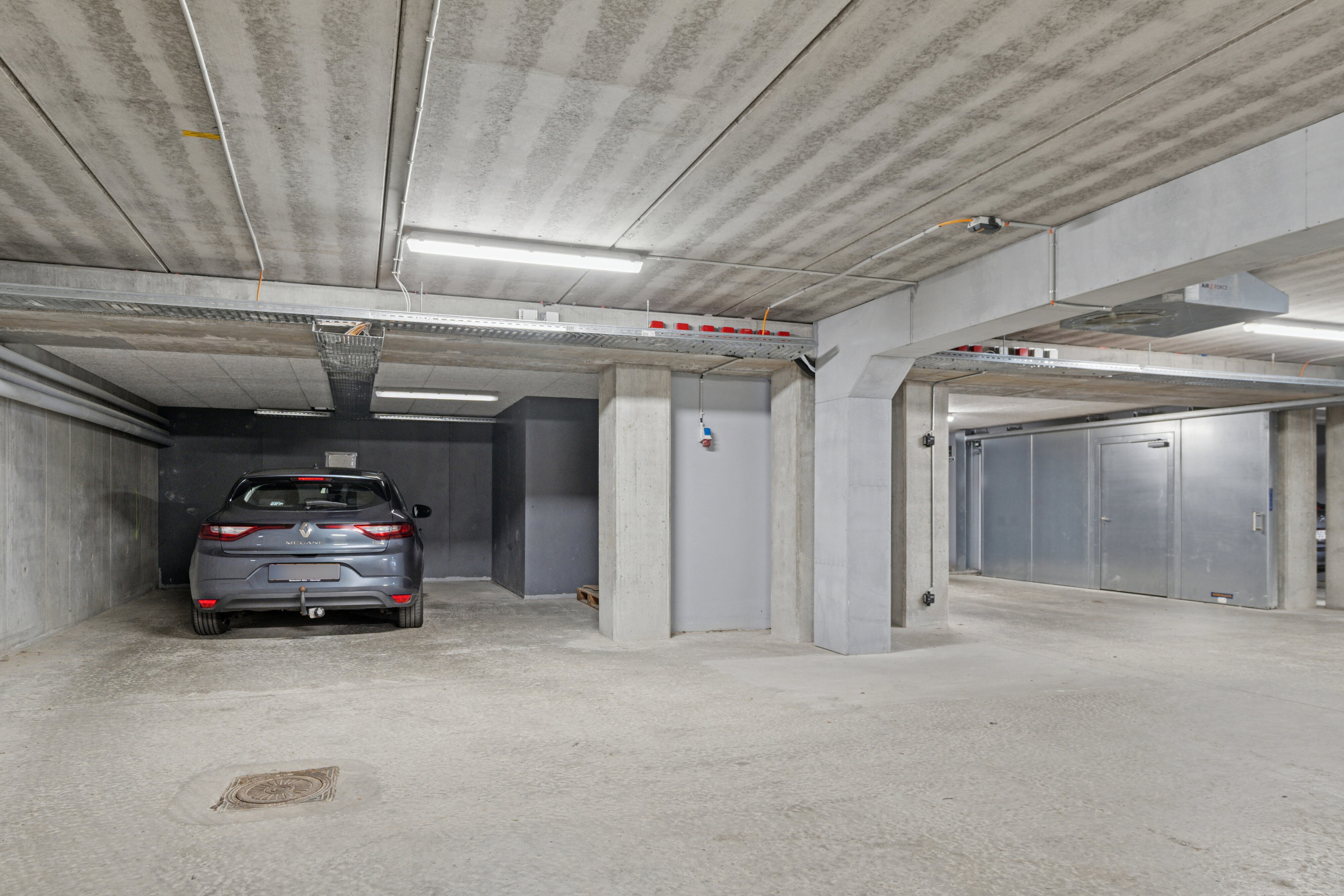 Fremhævet garage billede i fuldskærmstilstand. Billede af Kirkebjerg Parkvej 10A, 3. tv., 2605 Brøndby