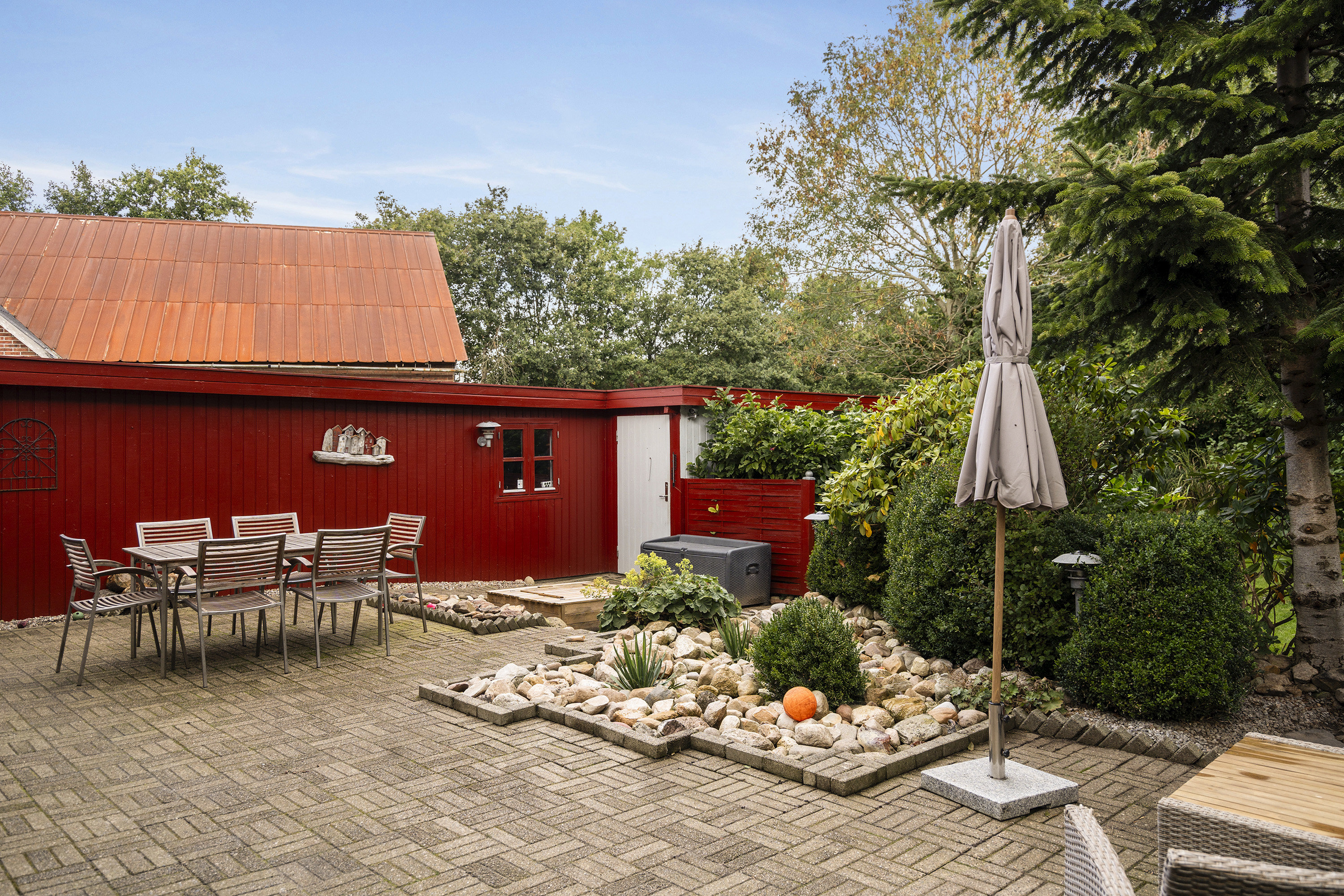 Fremhævet ejendommen billede i fuldskærmstilstand. Billede af Neder Hallumvej 91, Kvong, 6800 Varde