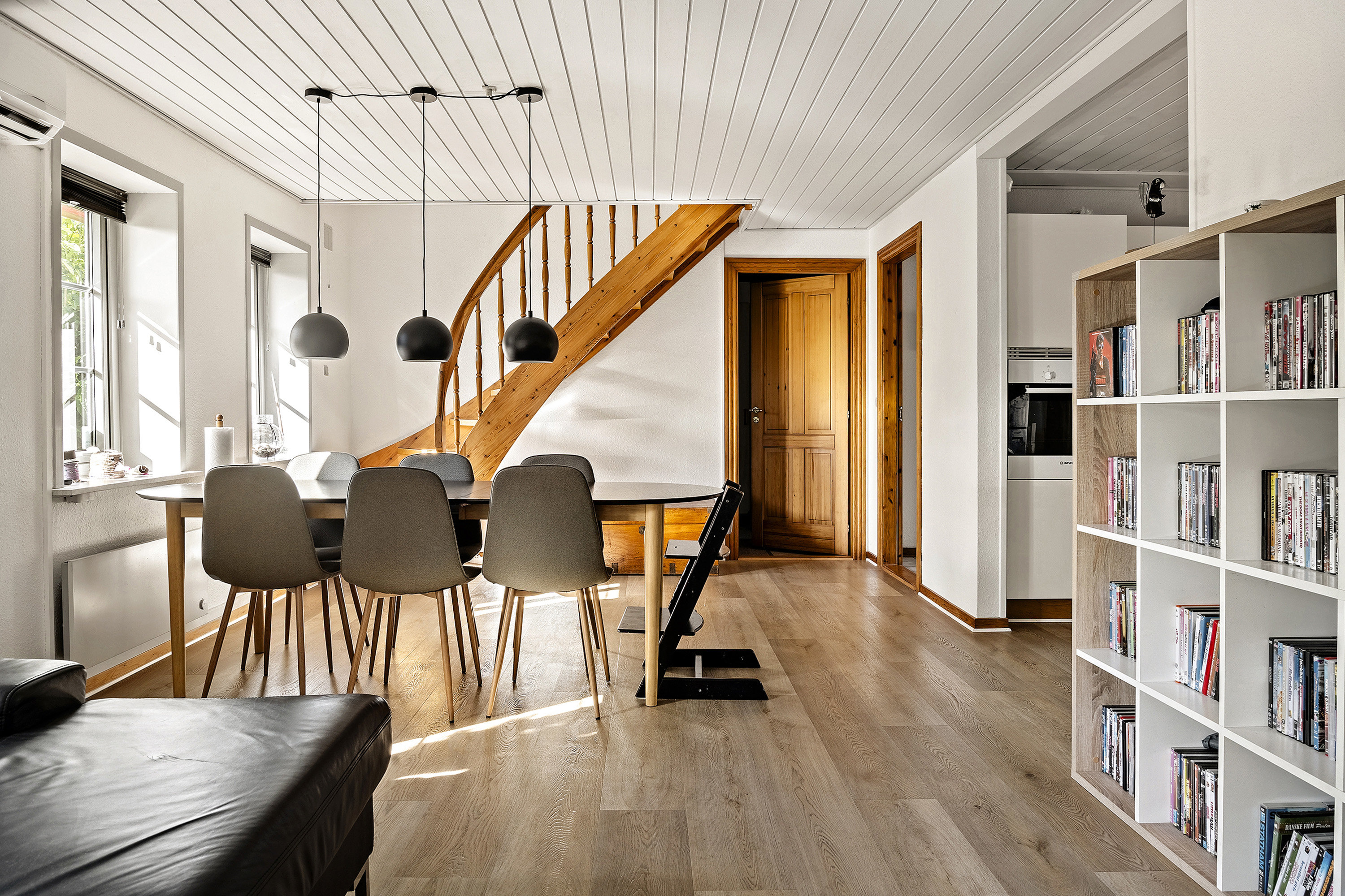 Fremhævet spisestue billede i fuldskærmstilstand. Billede af Neder Hallumvej 91, Kvong, 6800 Varde