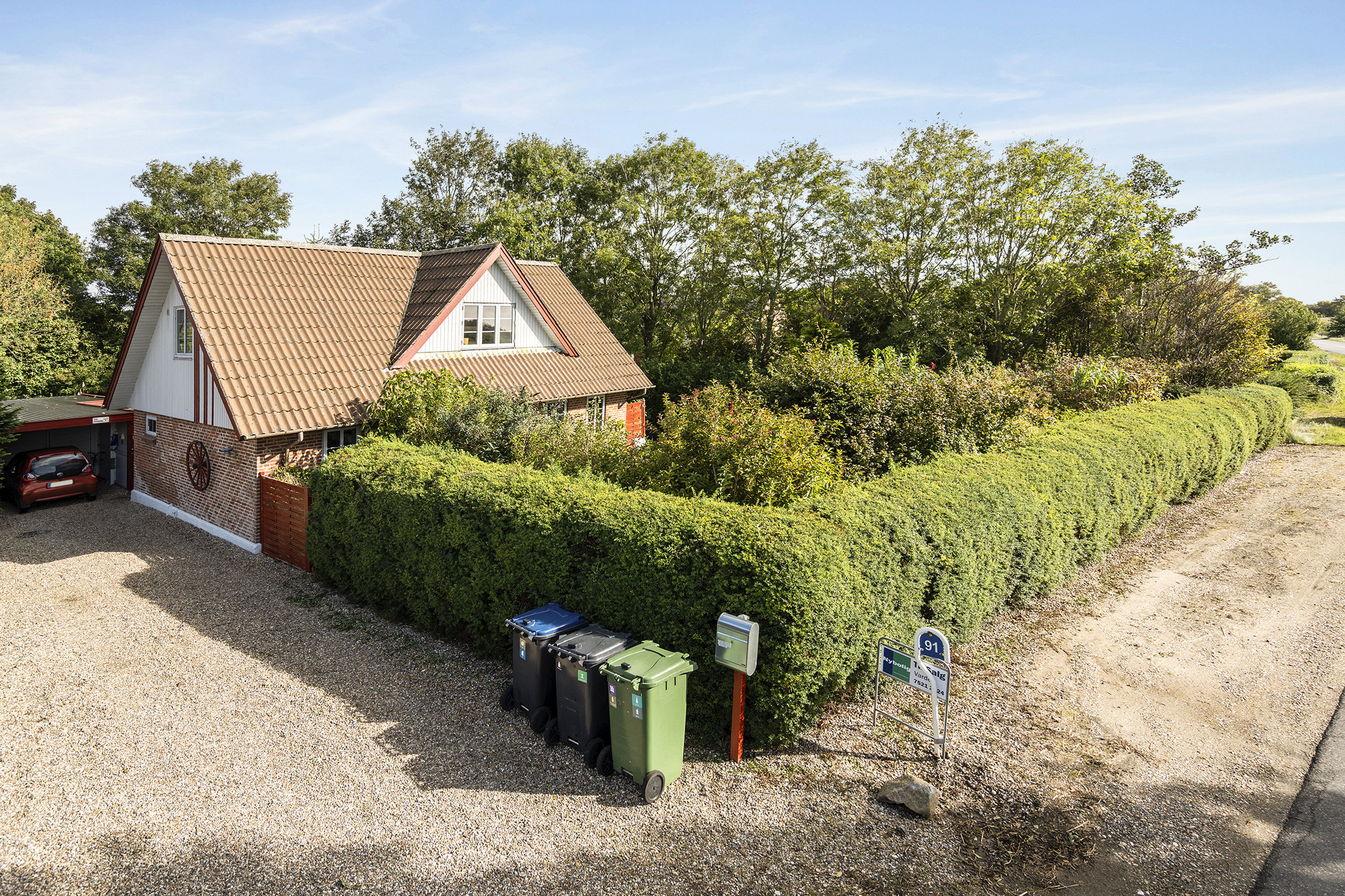 Fremhævet ejendommen billede i fuldskærmstilstand. Billede af Neder Hallumvej 91, Kvong, 6800 Varde