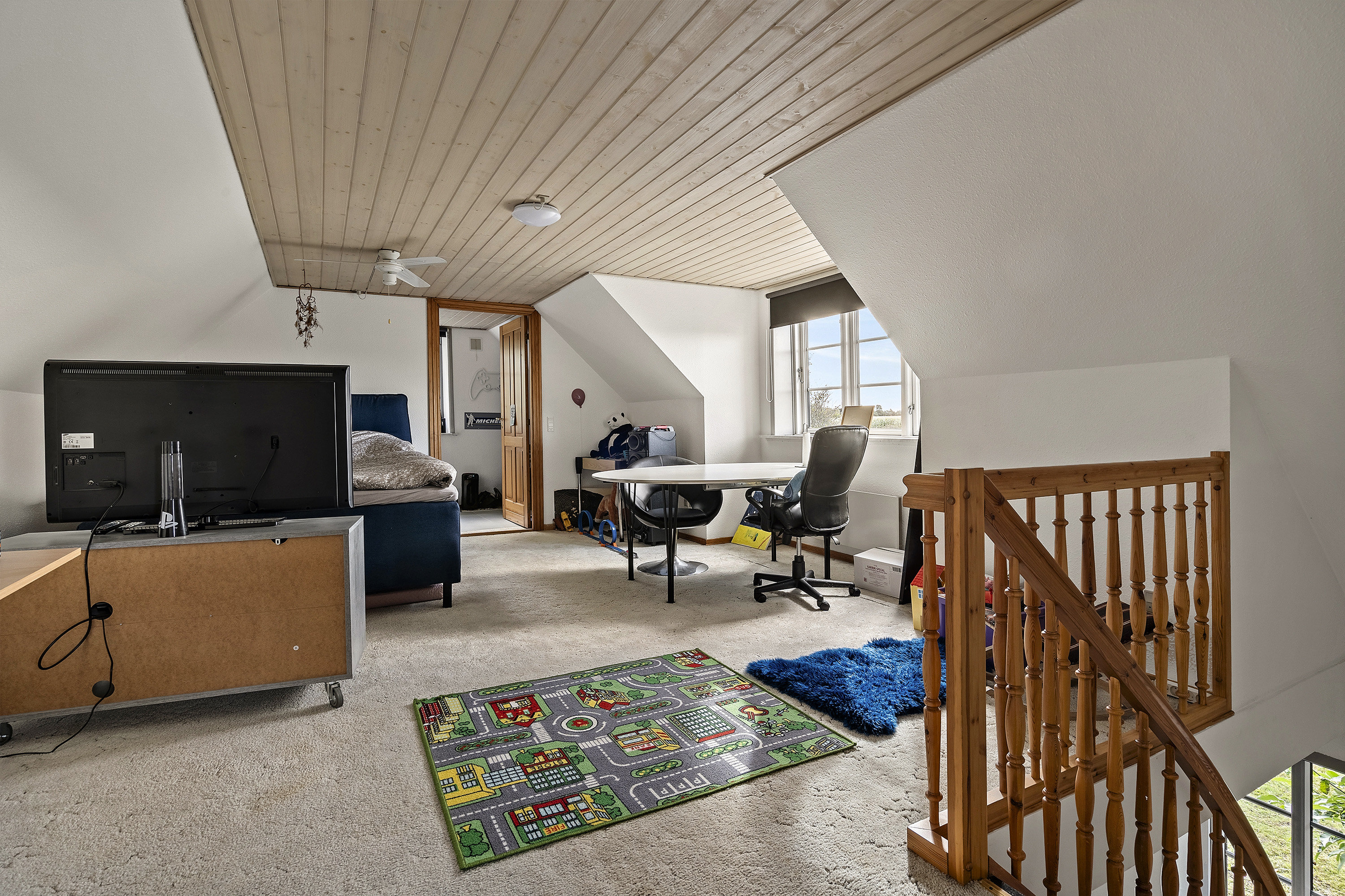 Fremhævet stue billede i fuldskærmstilstand. Billede af Neder Hallumvej 91, Kvong, 6800 Varde