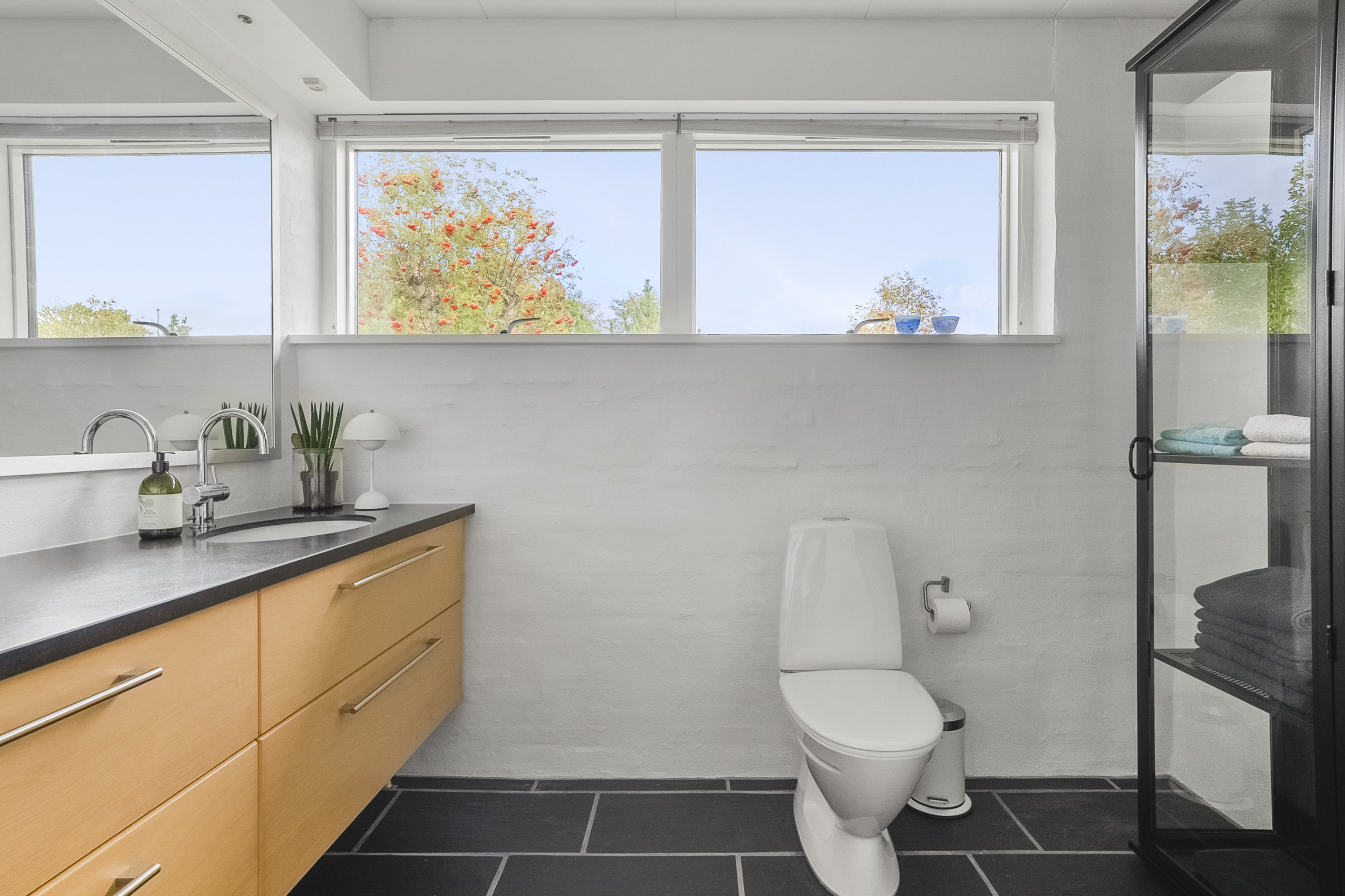 Fremhævet toilet billede i fuldskærmstilstand. Billede af Strandvænget 2, Stensballe, 8700 Horsens