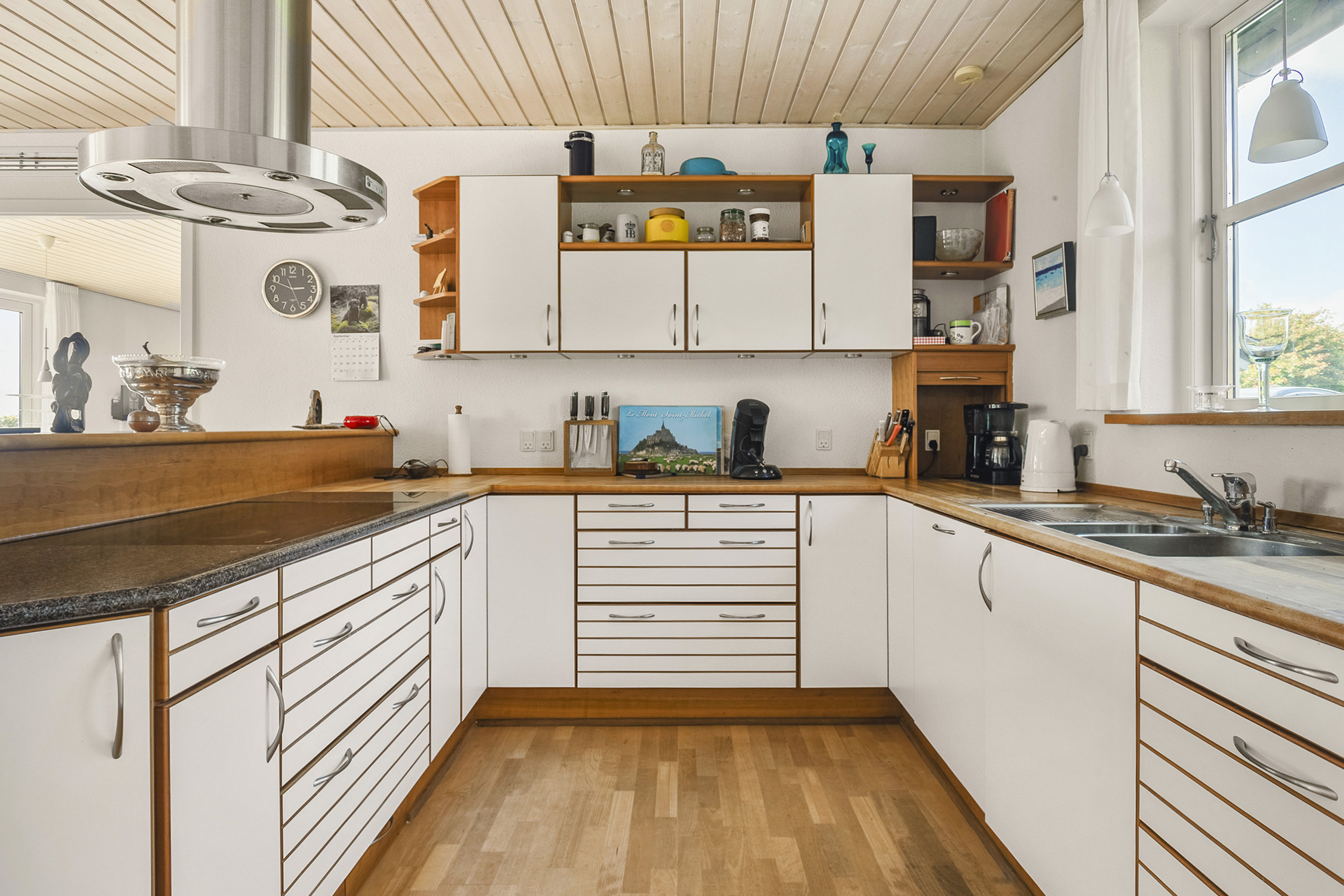 Fremhævet køkken billede i fuldskærmstilstand. Billede af Tjørnebakken 29, 6100 Haderslev