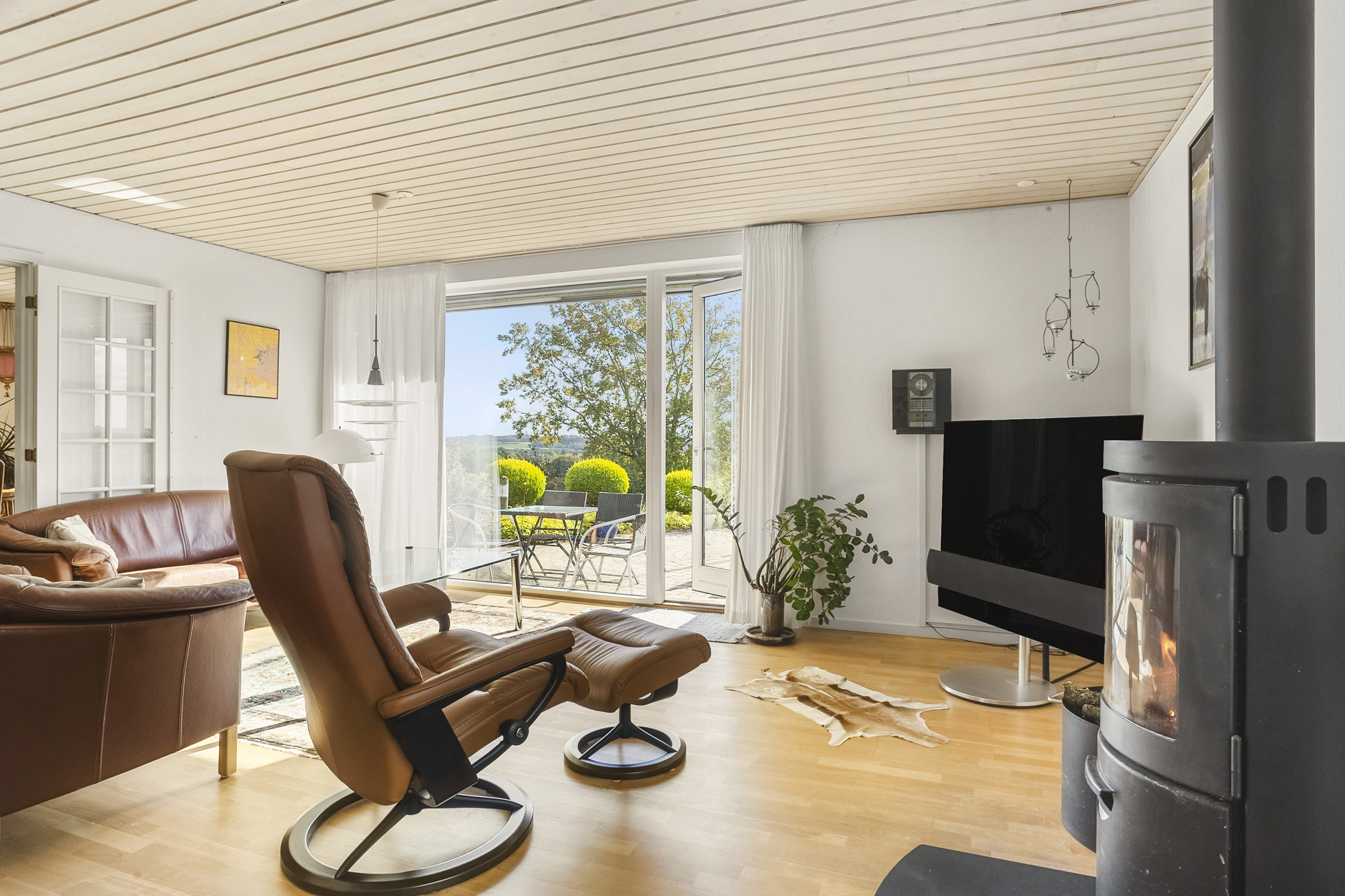 Fremhævet stue billede i fuldskærmstilstand. Billede af Tjørnebakken 29, 6100 Haderslev