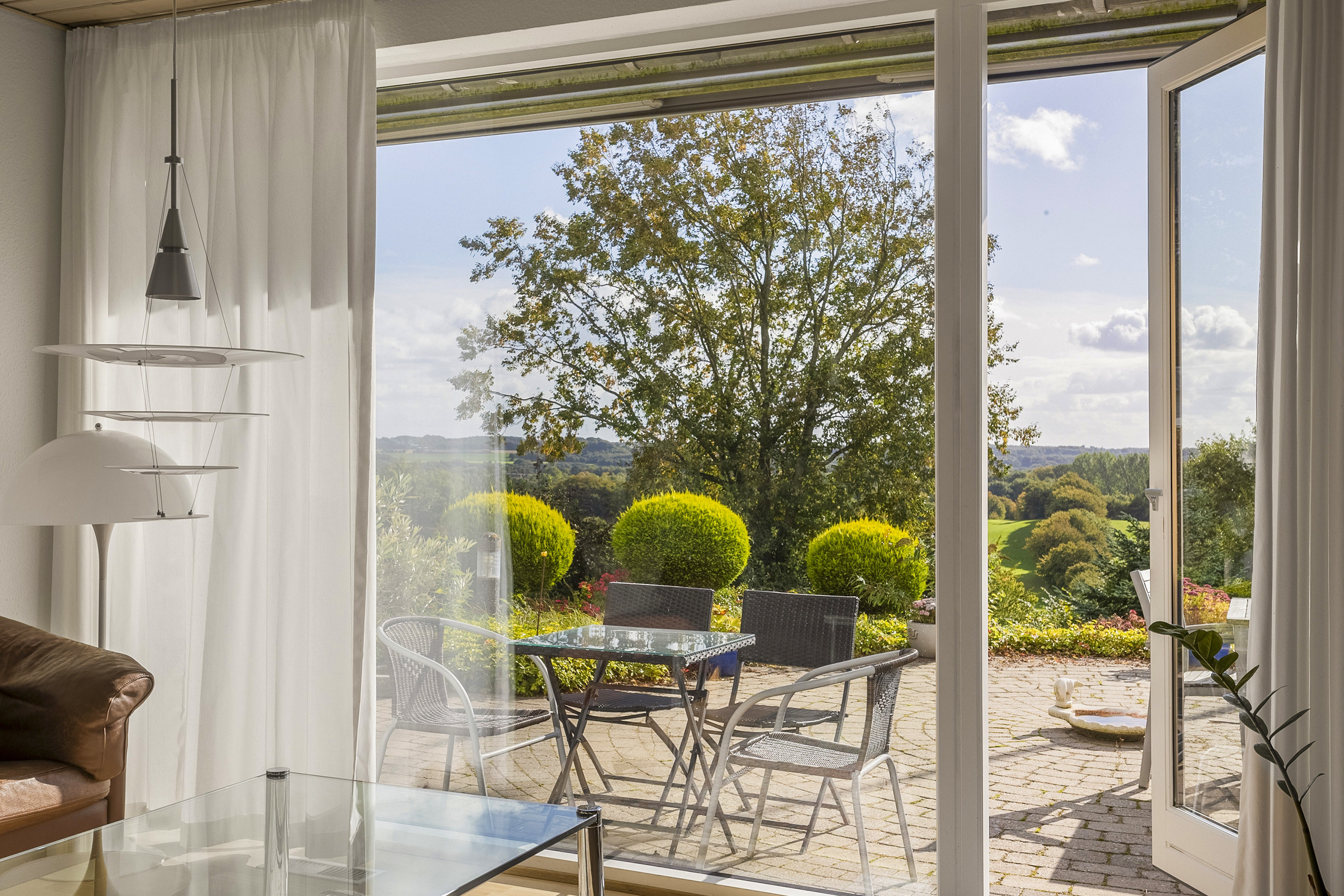 Fremhævet havudsigt billede i fuldskærmstilstand. Billede af Tjørnebakken 29, 6100 Haderslev