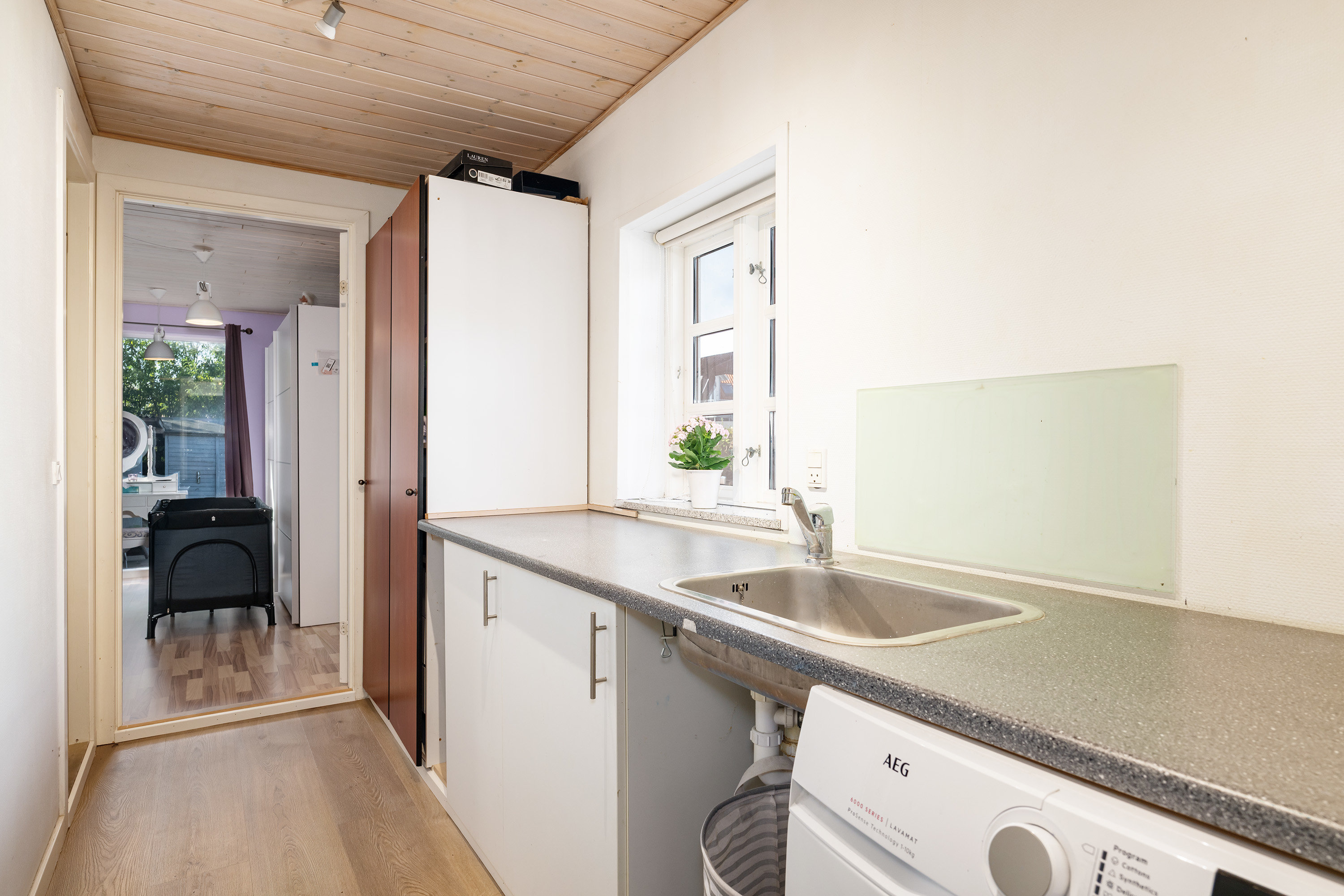 Fremhævet  billede i fuldskærmstilstand. Billede af Marielyst Strandvej 25, 4873 Væggerløse