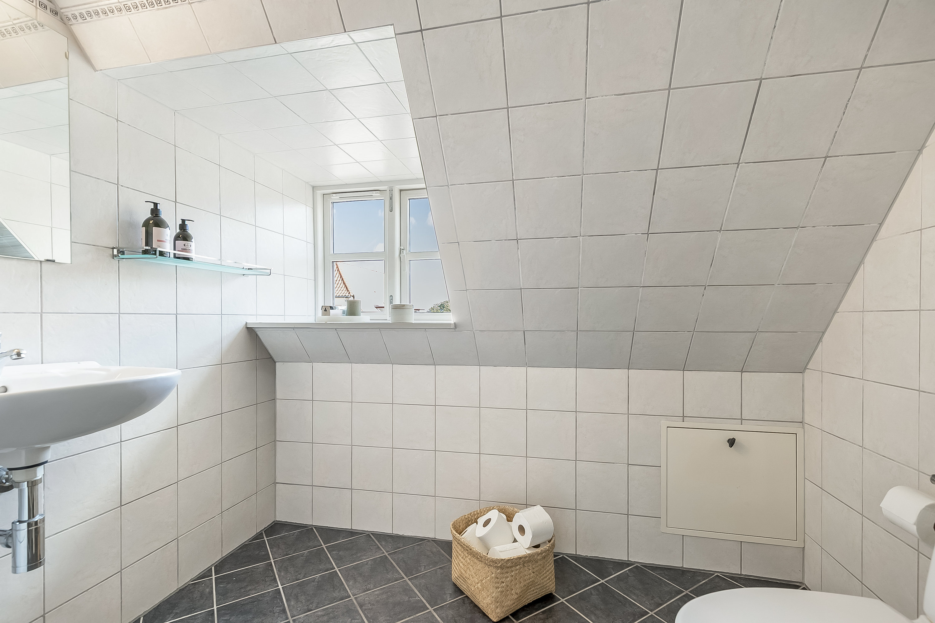 Fremhævet badeværelse billede i fuldskærmstilstand. Billede af Udsigten 22, 2., 6000 Kolding