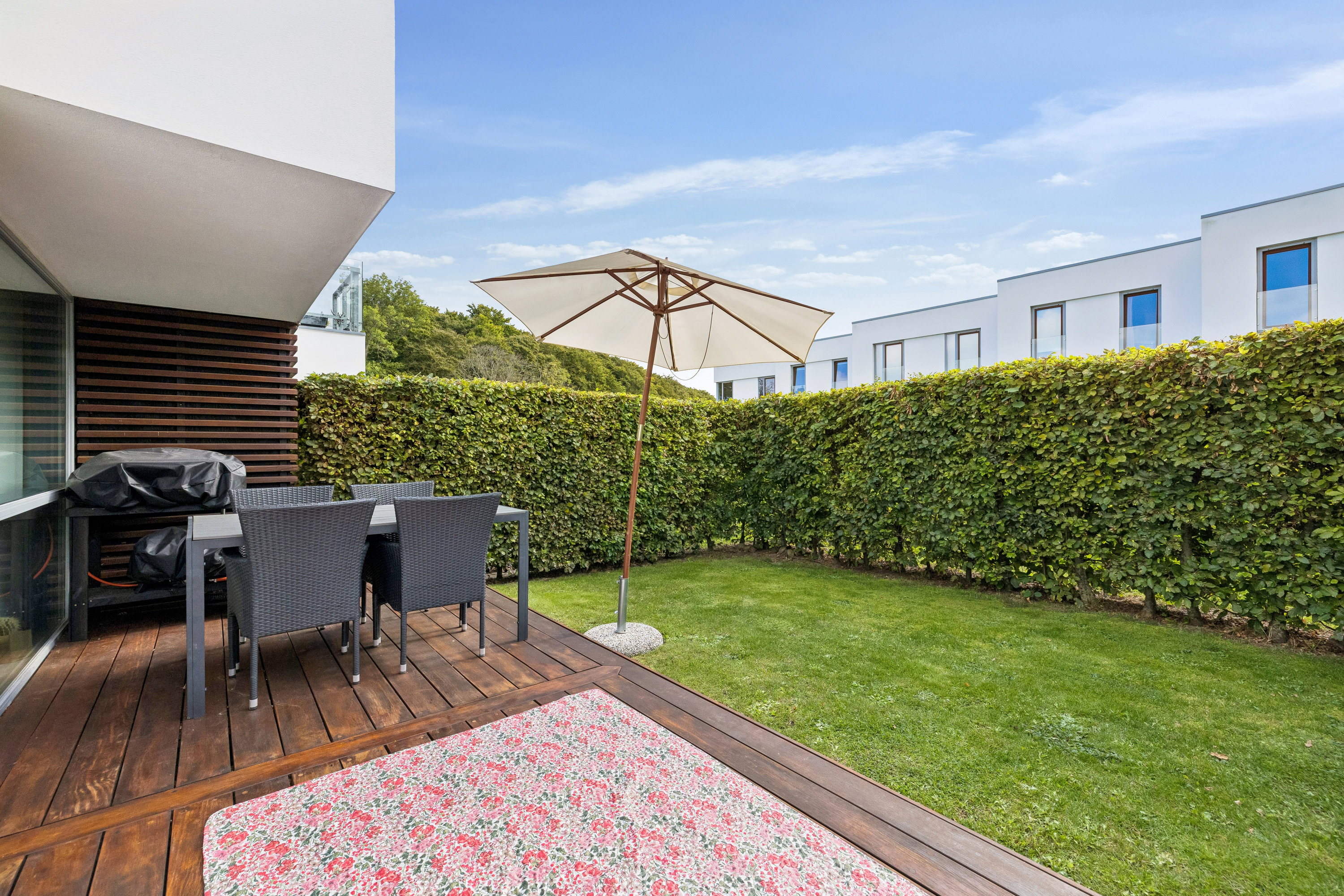 Fremhævet have billede i fuldskærmstilstand. Billede af Kongefolden 37, Skanderborg Bakker, 8660 Skanderborg