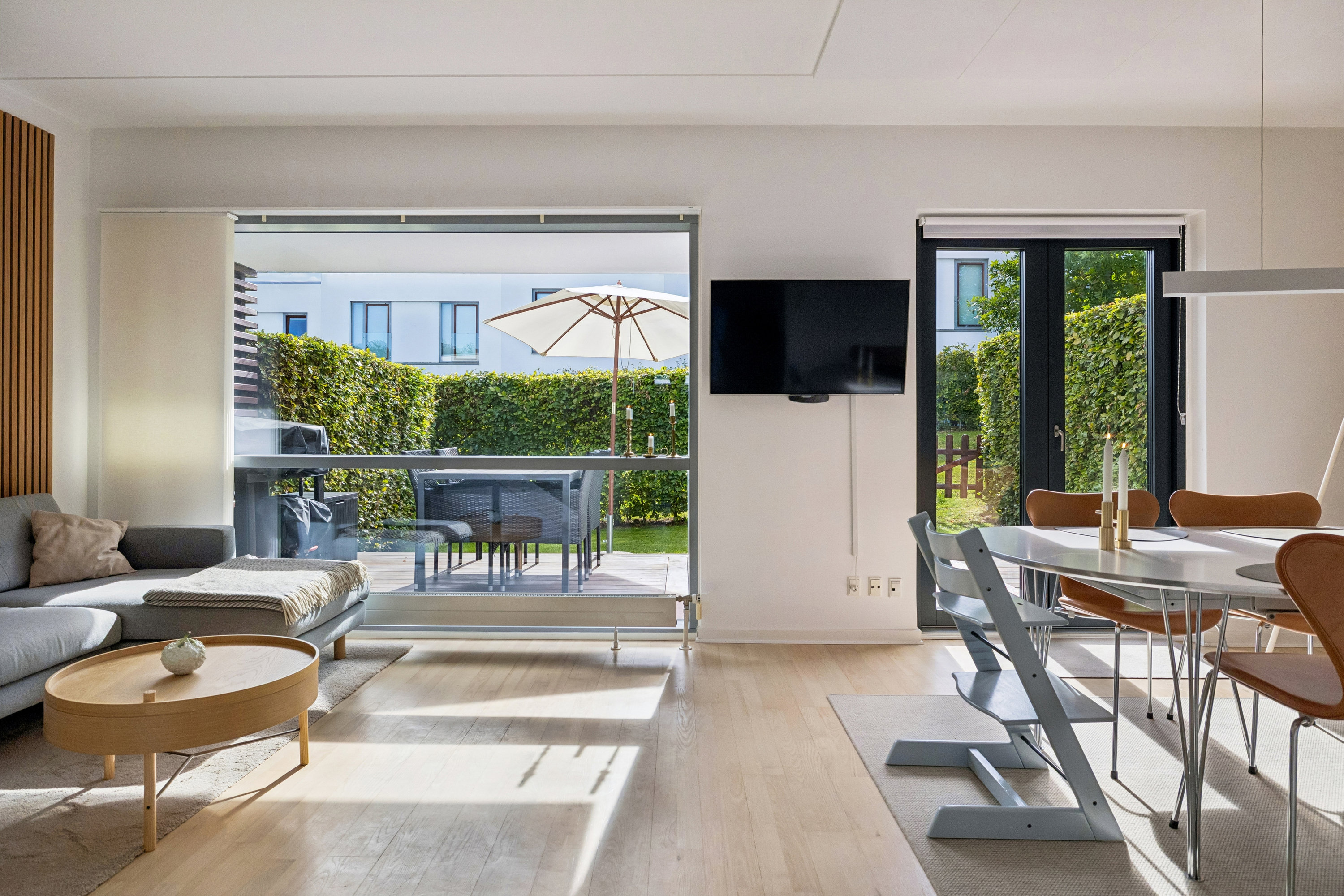 Fremhævet alrum billede i fuldskærmstilstand. Billede af Kongefolden 37, Skanderborg Bakker, 8660 Skanderborg