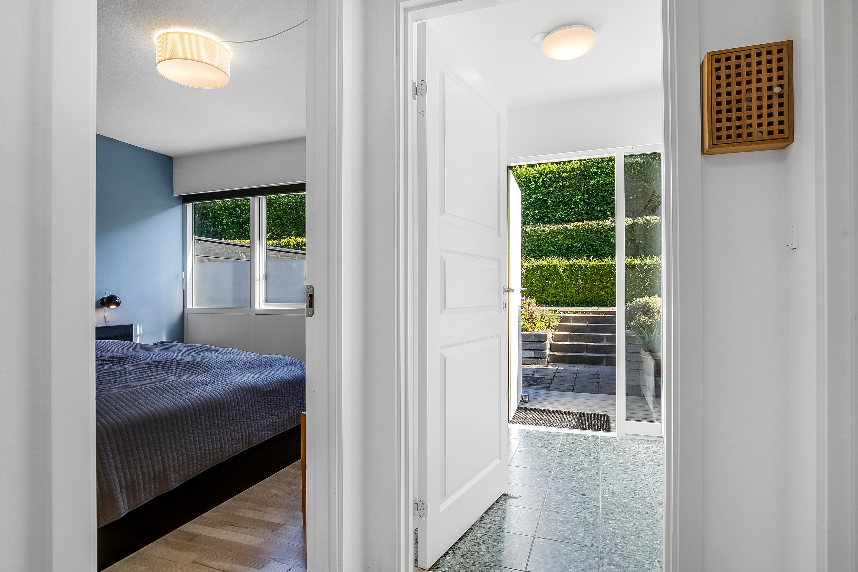 Fremhævet entré billede i fuldskærmstilstand. Billede af Terrasseparken 19, Strandhuse, 6000 Kolding