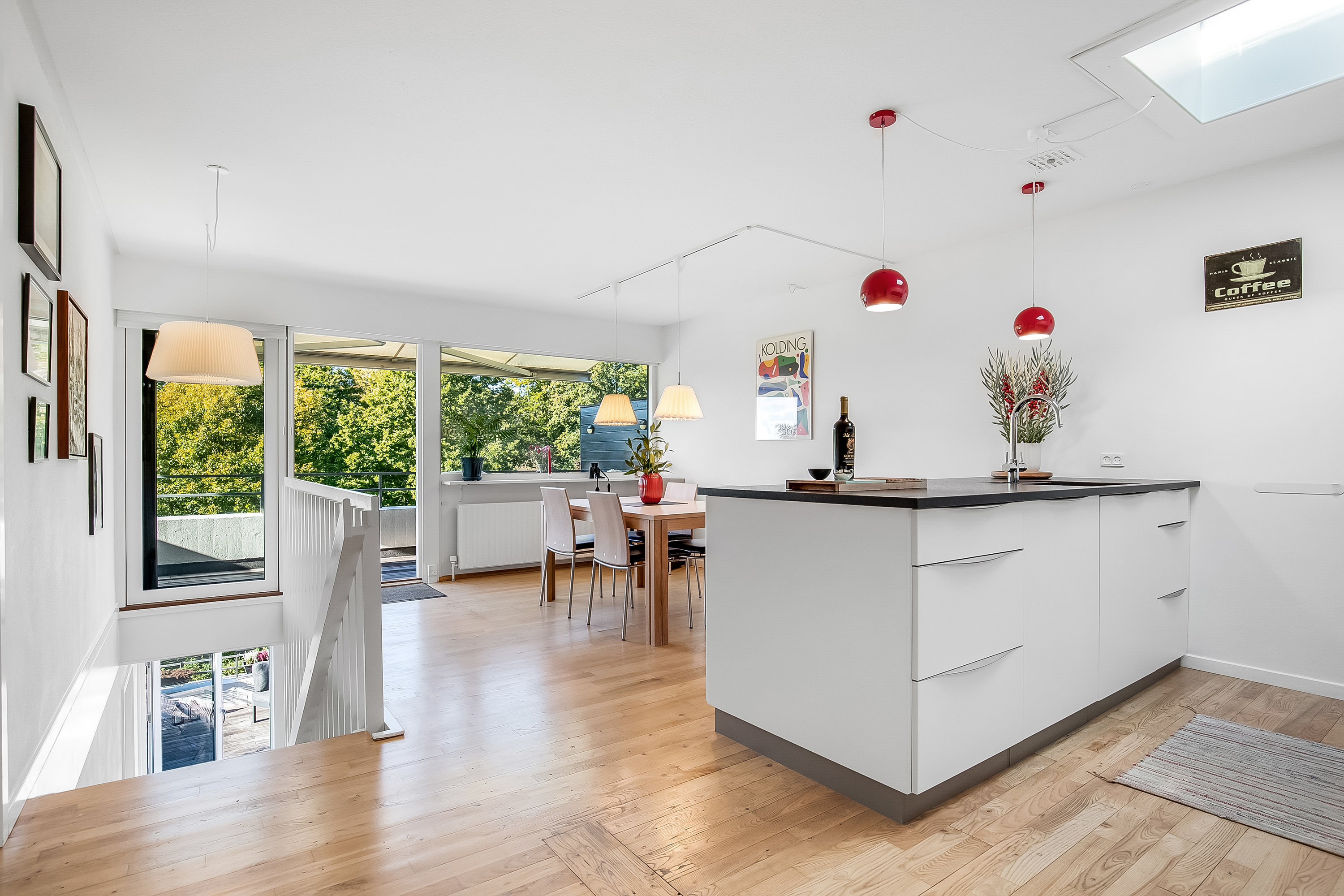 Fremhævet køkken alrum billede i fuldskærmstilstand. Billede af Terrasseparken 19, Strandhuse, 6000 Kolding